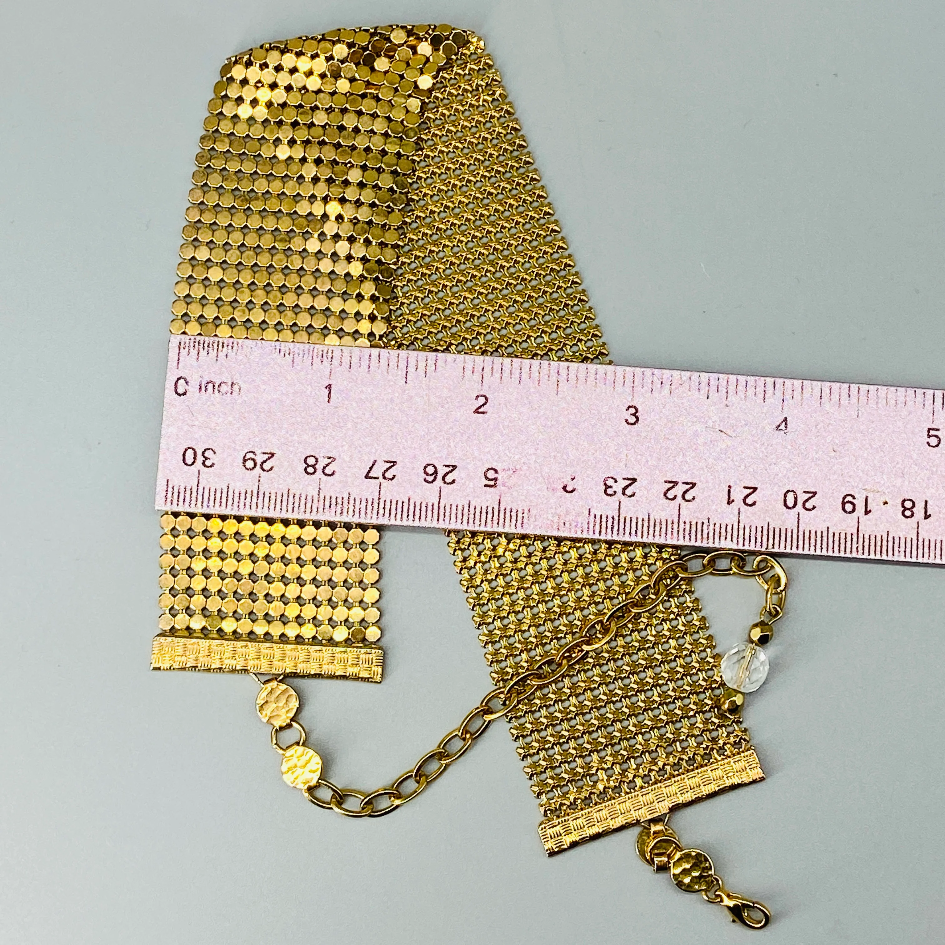 70s Disco Gold Toned Chain Mail Choker Necklace - Image 9