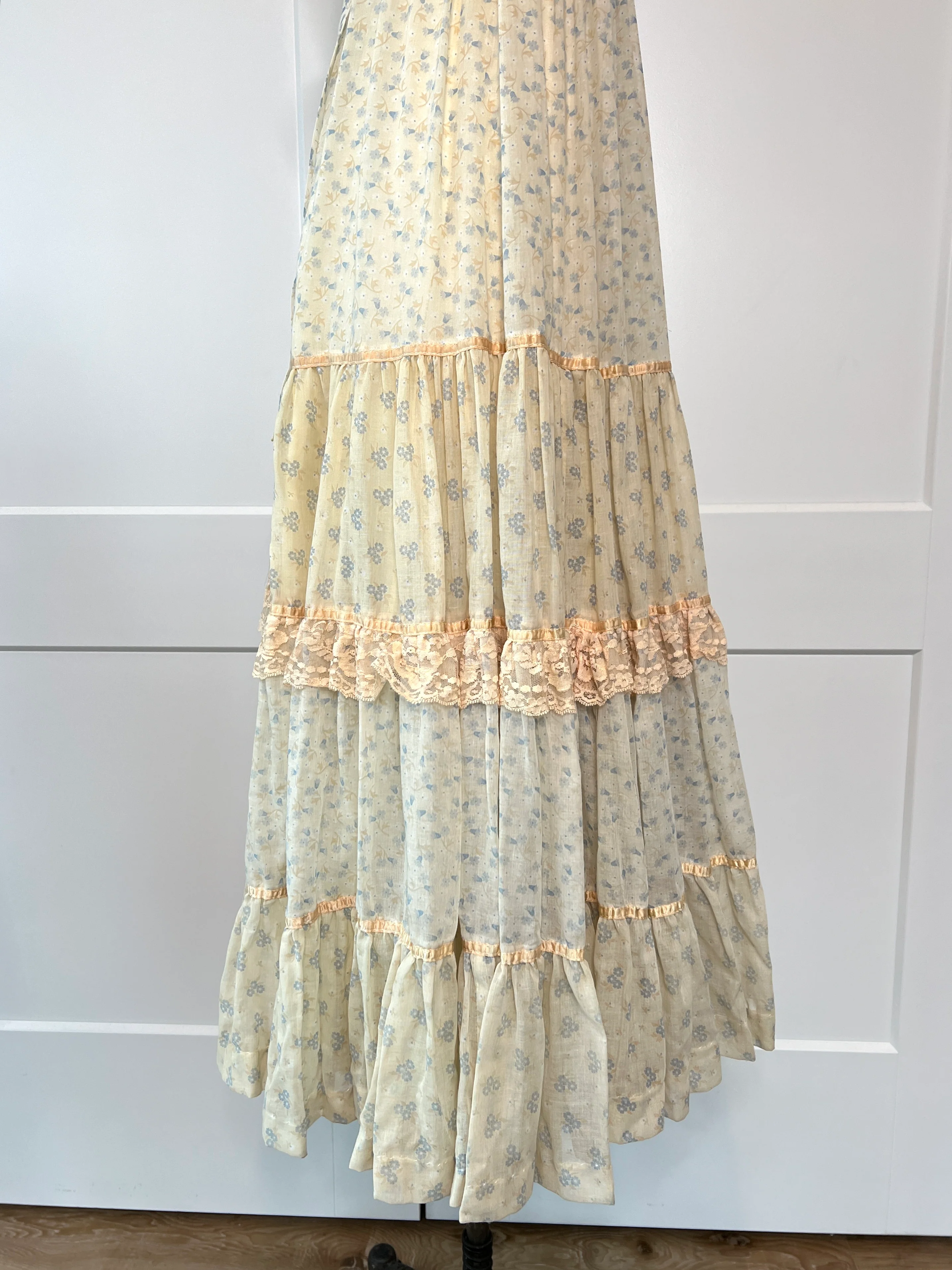 70s Ditsy Floral Maxi Dress by Gunne Sax - Image 7