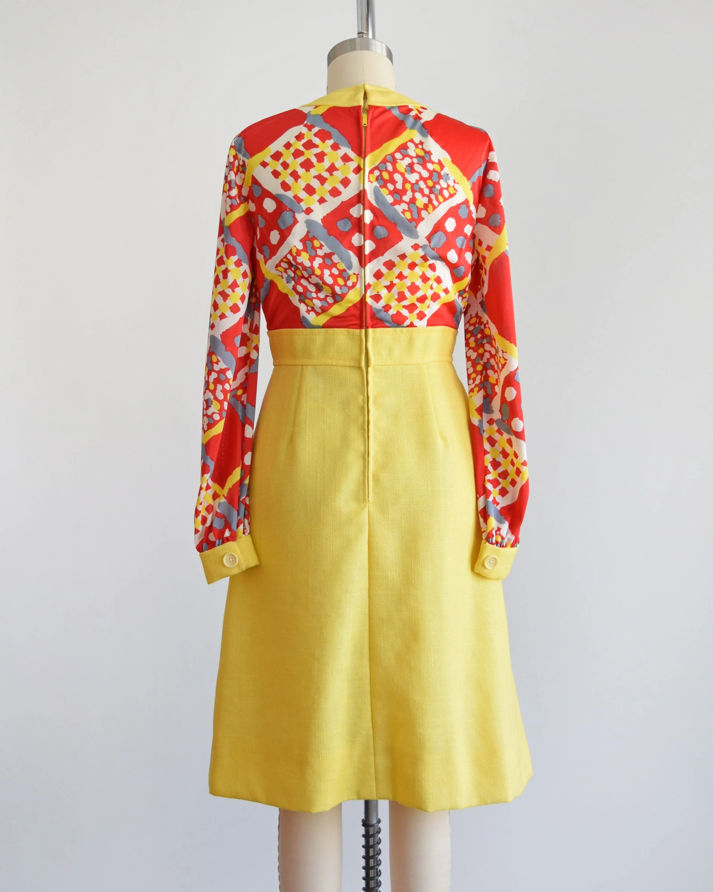 70s Dress Vintage 70s Dress Red and Yellow Linen Mod Dress with Matching Scarf, Xs by Shannon Rodgers for Jerry Silverman - Image 4