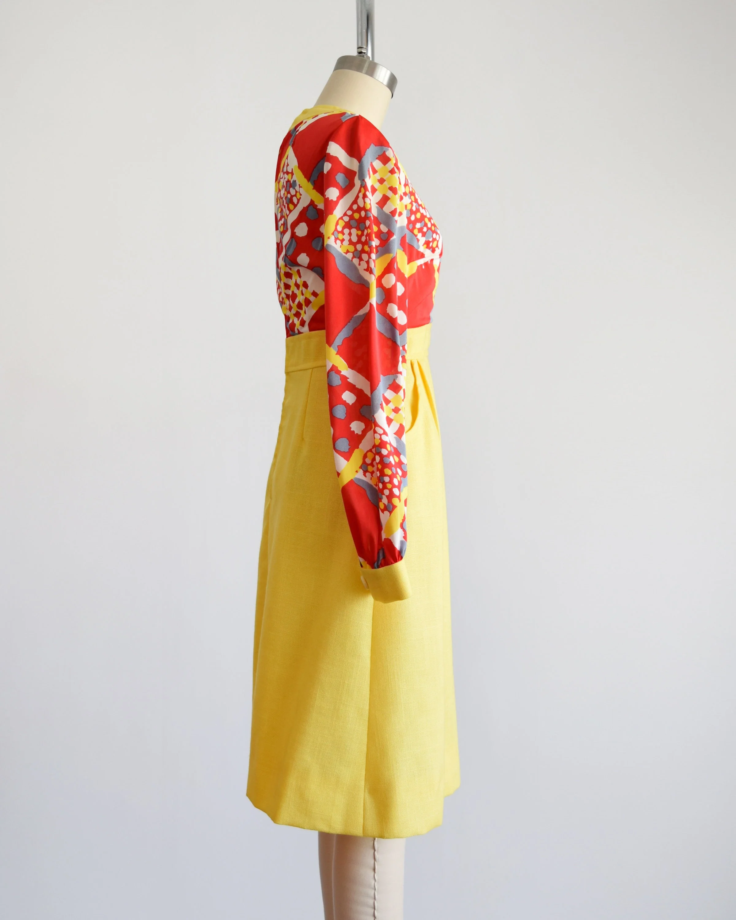70s Dress Vintage 70s Dress Red and Yellow Linen Mod Dress with Matching Scarf, Xs by Shannon Rodgers for Jerry Silverman - Image 5