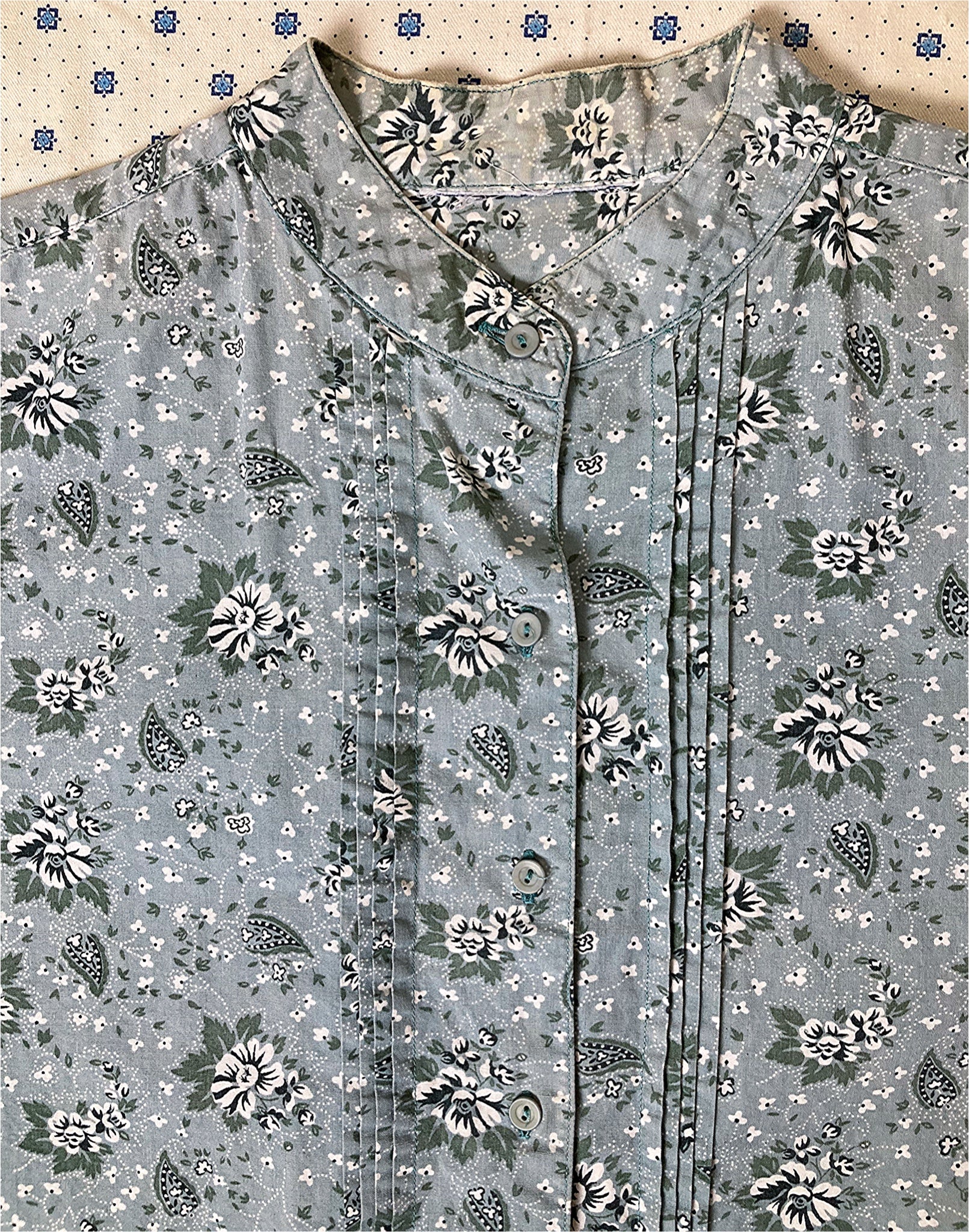 70s Dusty Blue Floral Prairie Blouse - Image 12