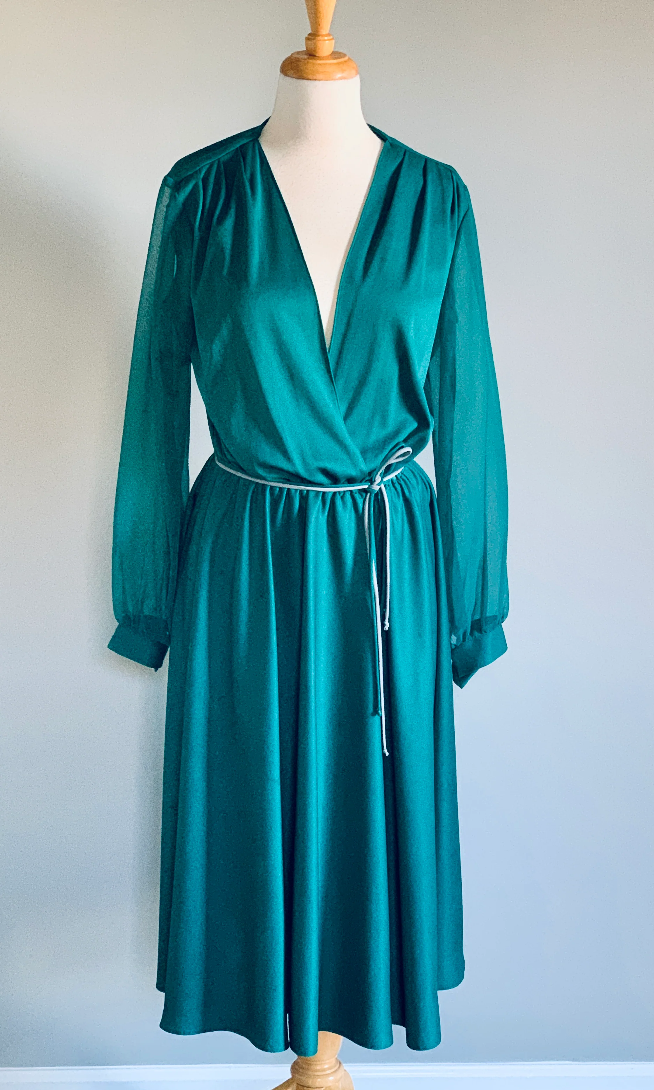 70s Emerald Green 70s Dress - Image 4