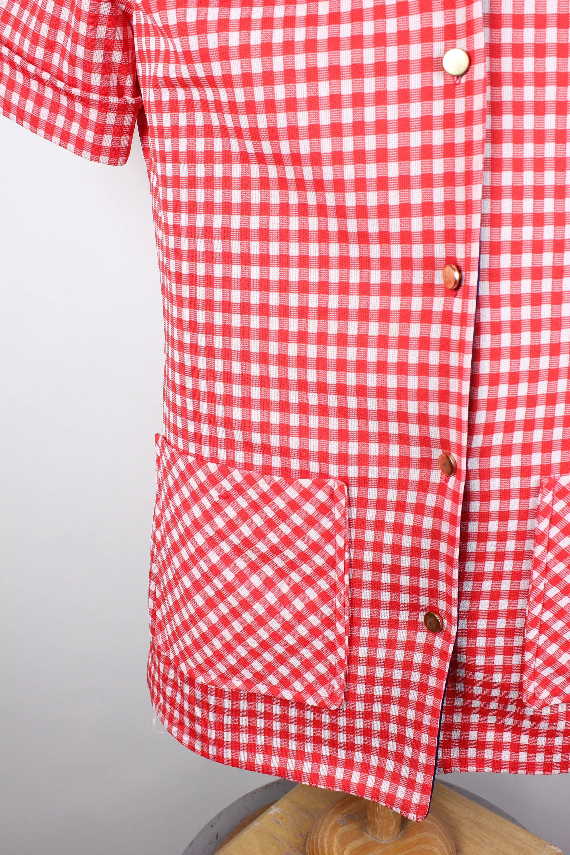 70s Era Red and White Checked Short Sleeve Polyester Length Blouse Navy Trim - Image 3