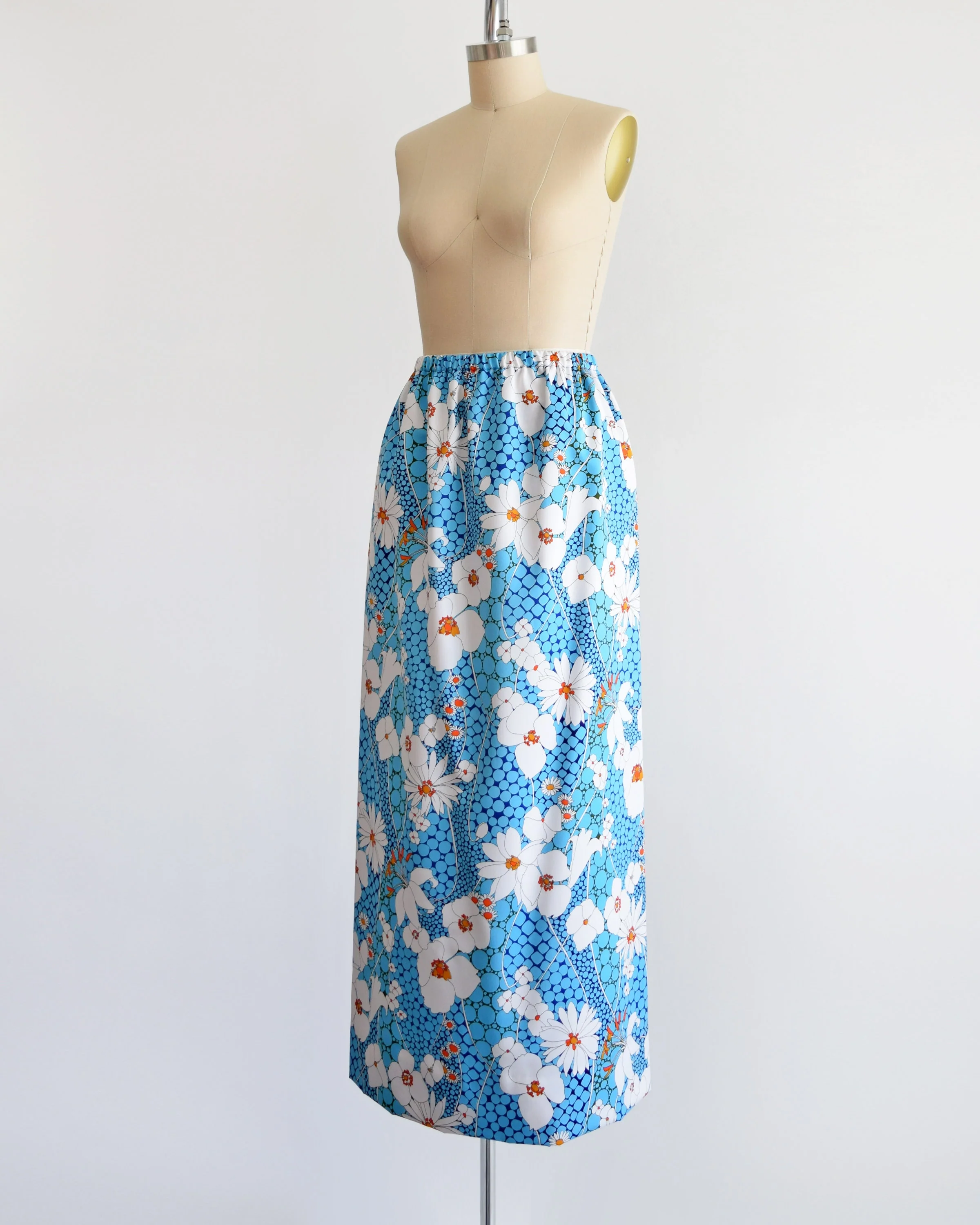 70s Floral Maxi Skirt Vintage 70s Skirt, Blue and White Flower Power Elastic Waist Skirt, Medium Large - Image 5
