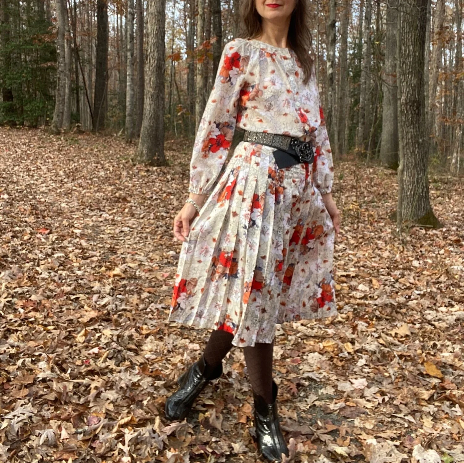 70s Floral Silk Pleated Skirt With Peasant Blouse By Evan Picone - Image 3