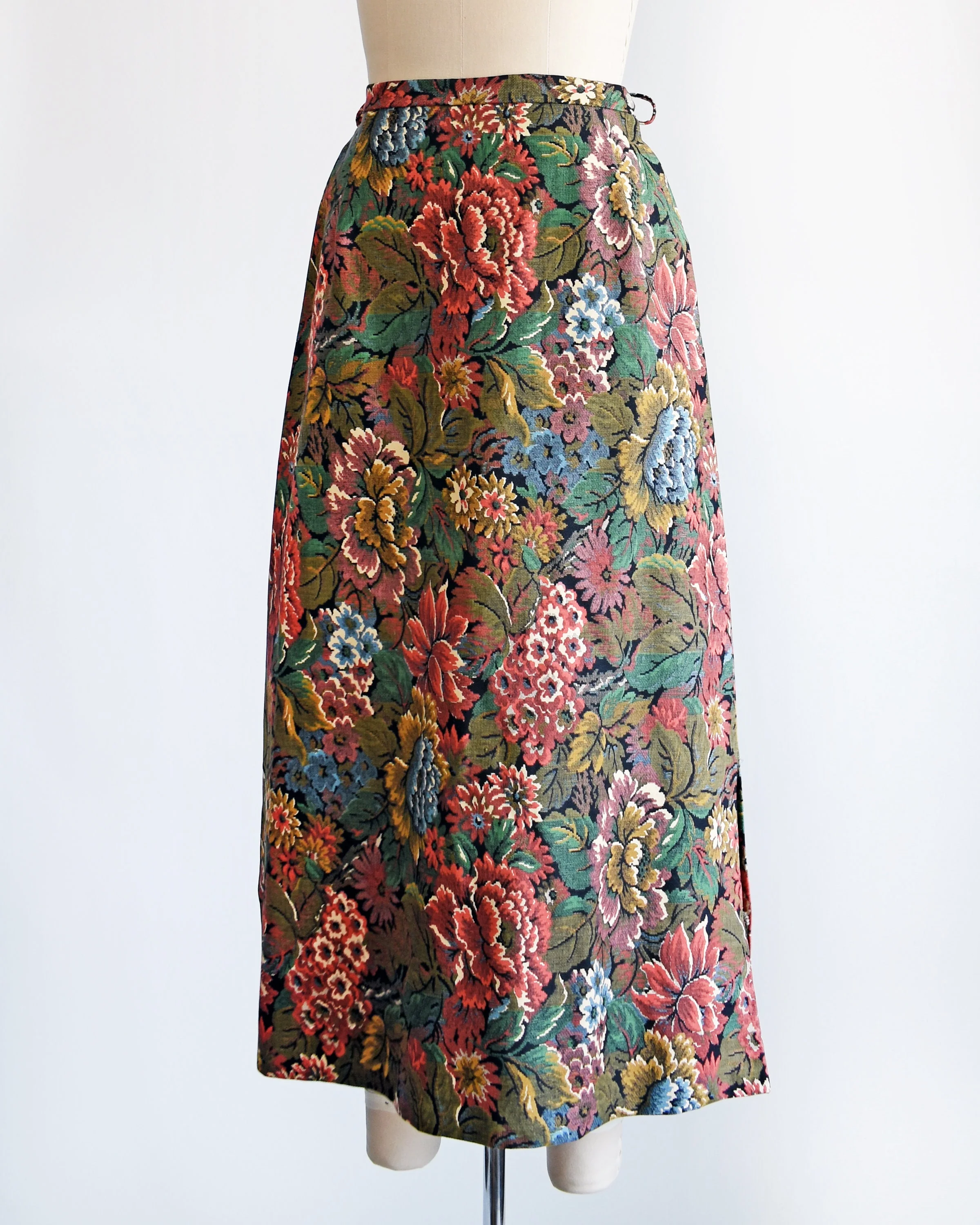 70s Floral Tapestry Skirt Vintage 70s Maxi Skirt, Dark Flower Print Skirt, Small Medium by Prestige of Boston - Image 6