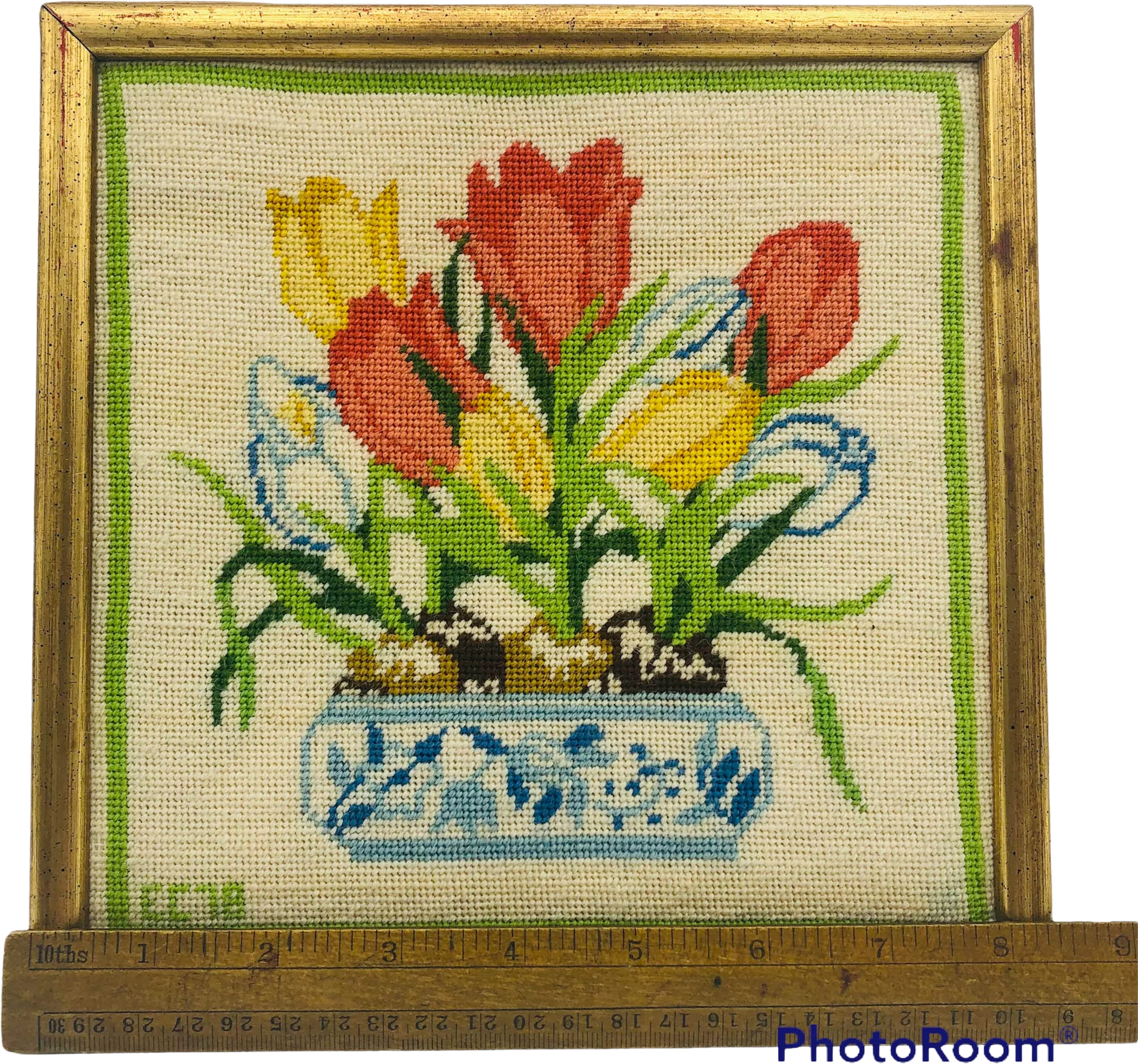 70s Framed Floral Needlepoint Tulips Chinoiserie - Image 3