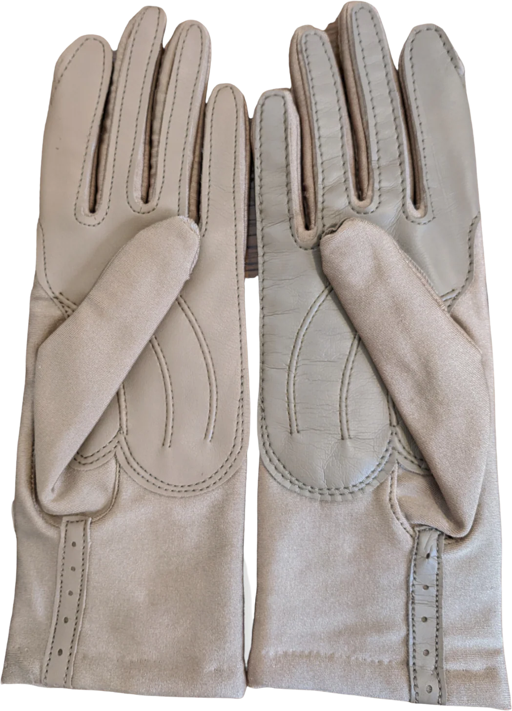 70s Gold Driving Gloves Slight Diff Beige Soft Lined By Finale Winterlovers - Image 2