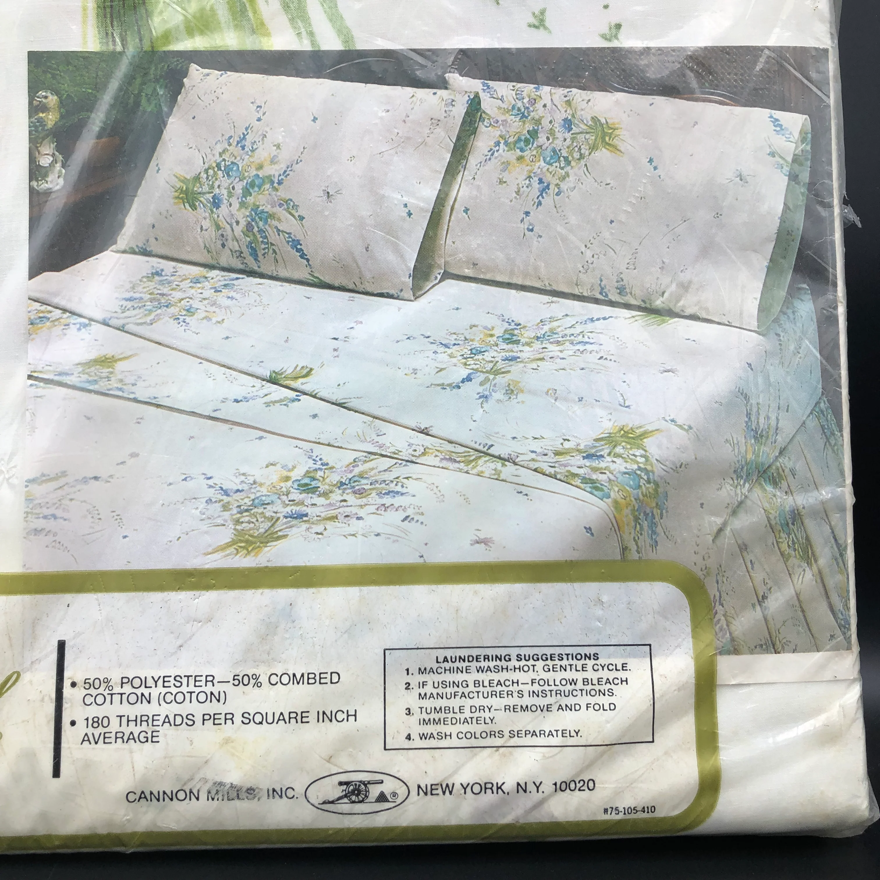 70s Gold Label Percale Full Flat Sheet Floral Bouquet By Cannon - Image 6