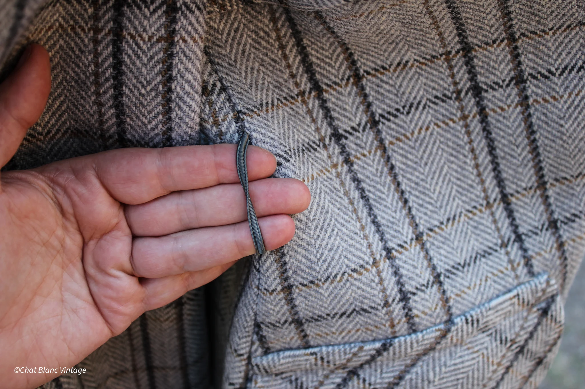 70s Gray Plaid Wool Peacoat - Image 8