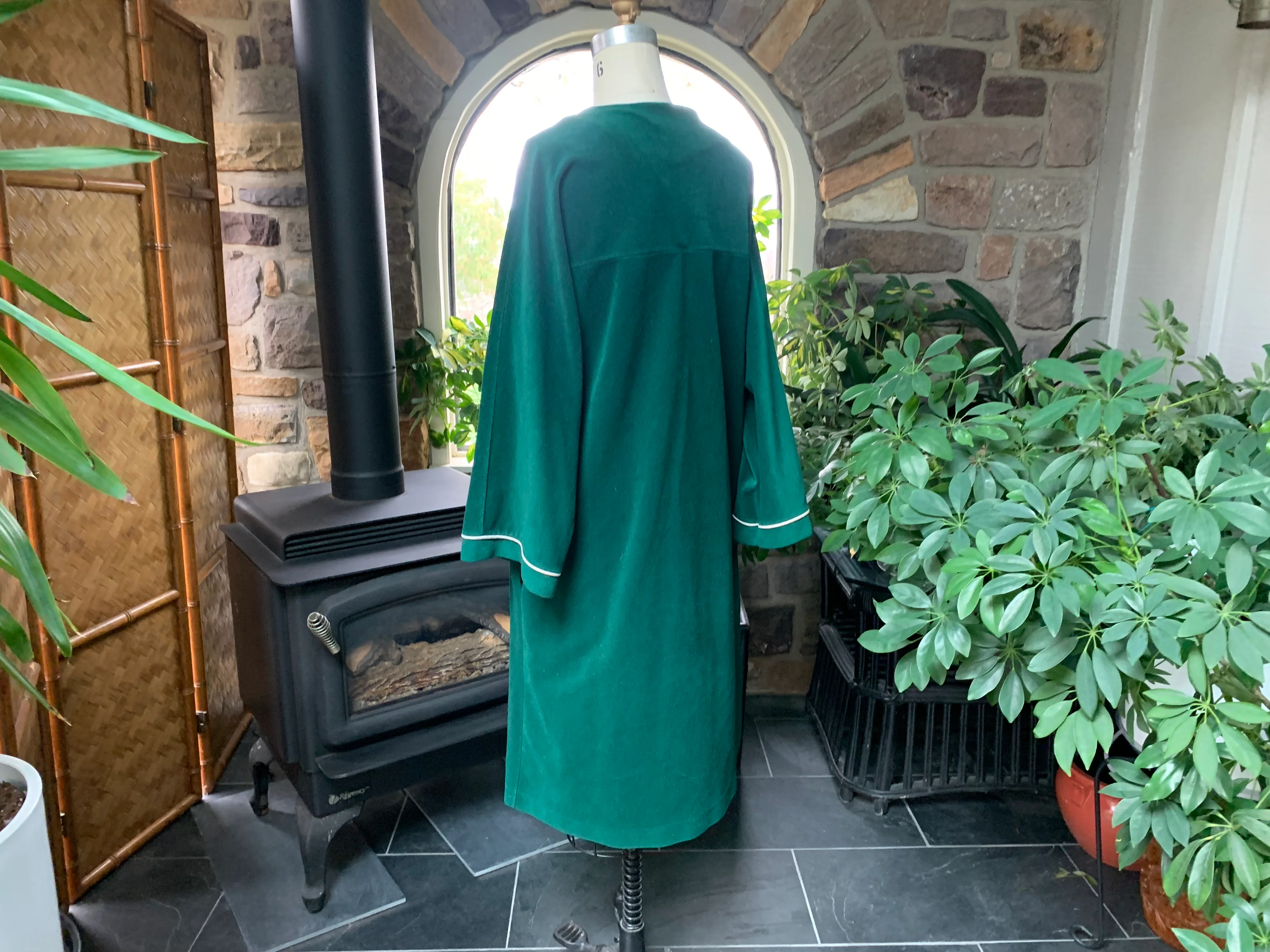 70s Green Velour White Satin Piping Zipper Front Robe By Vanity Fair - Image 6