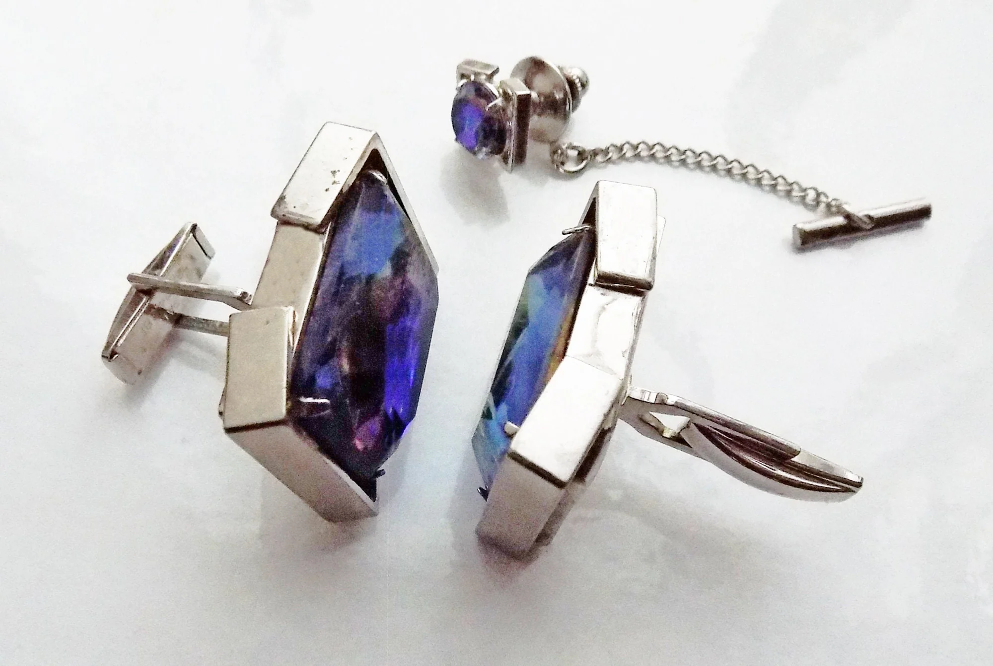 70s Huge Cuff Links and Tie Pin Blue Glass Disco Brutalist - Image 4