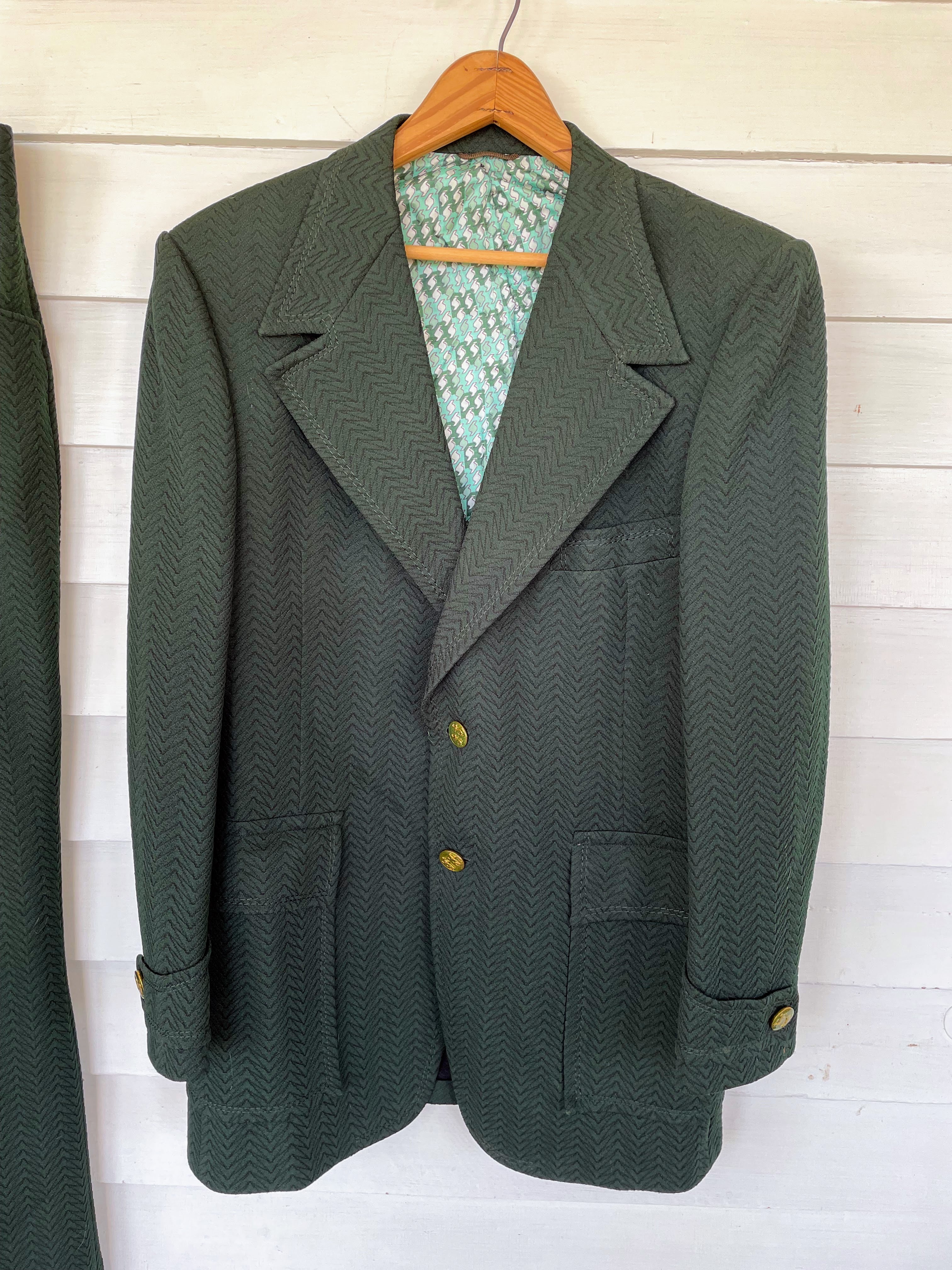 70s Hunter Green Chevron Leisure Mens Suit 44/36 Waist By Phoenix - Image 6