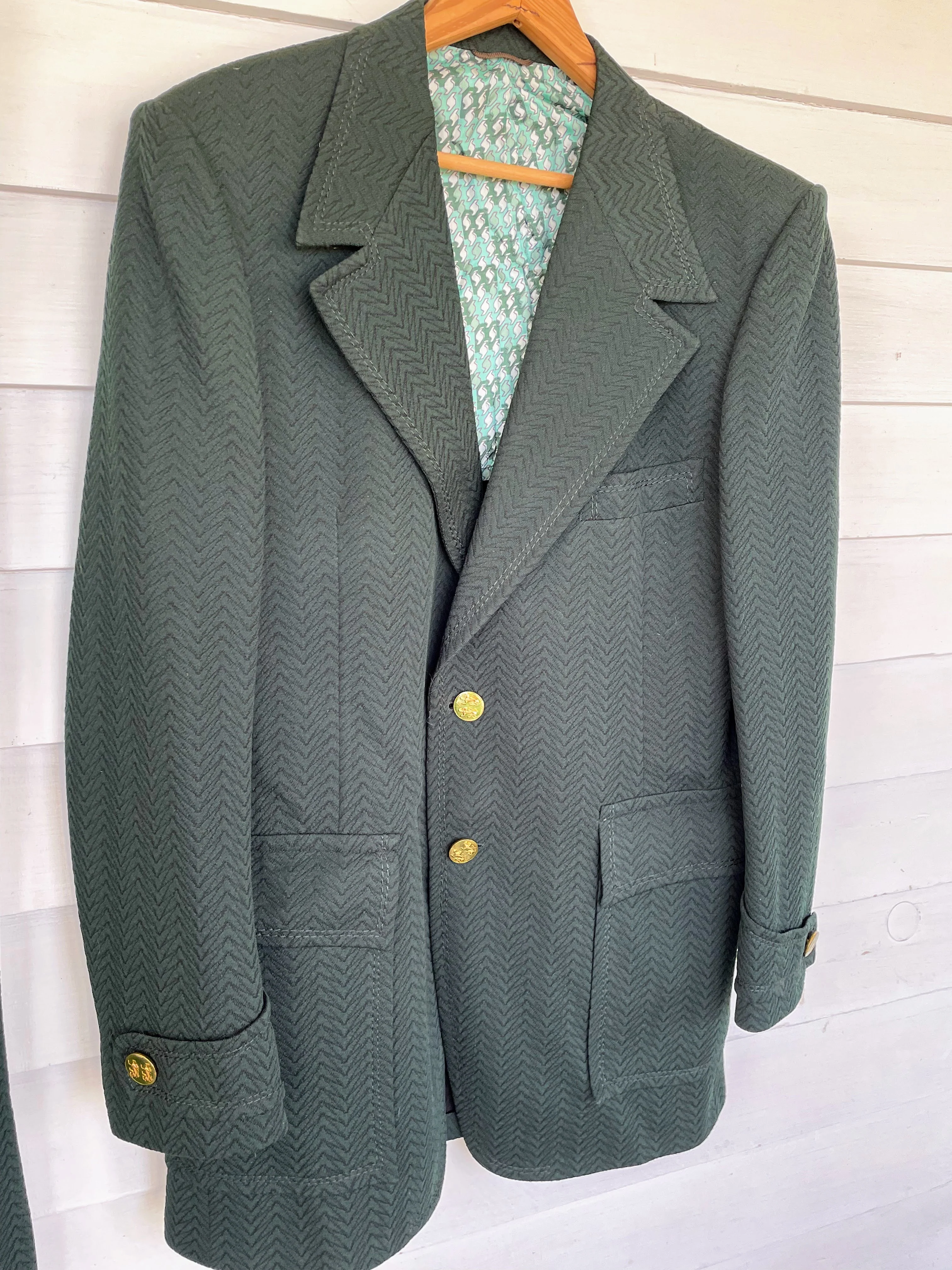 70s Hunter Green Chevron Leisure Mens Suit 44/36 Waist By Phoenix - Image 8