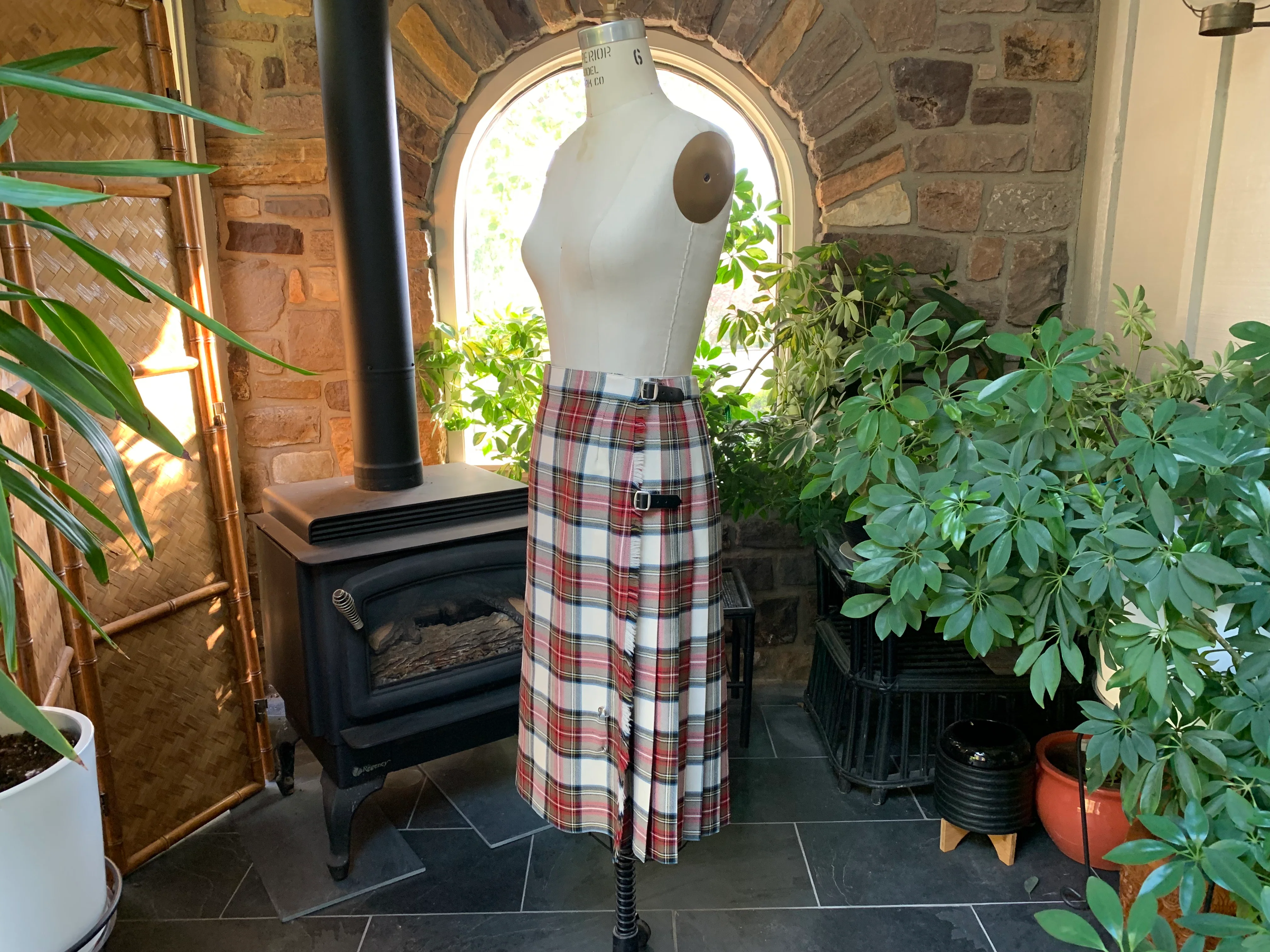 70s Ivory And Red Tartan Plaid Kilt Skirt Kilt Pin By D Mcarthur - Image 4