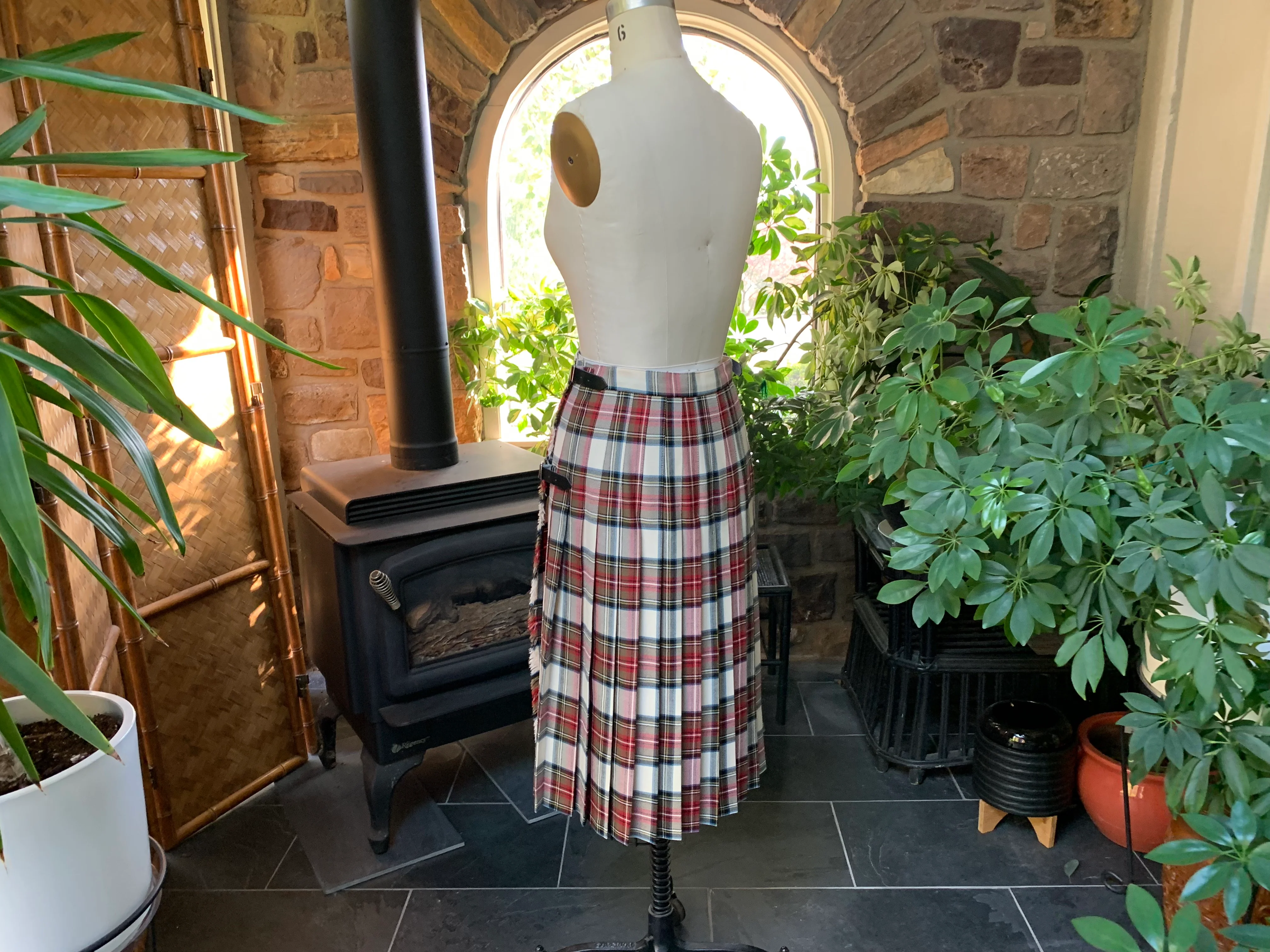 70s Ivory And Red Tartan Plaid Kilt Skirt Kilt Pin By D Mcarthur - Image 6