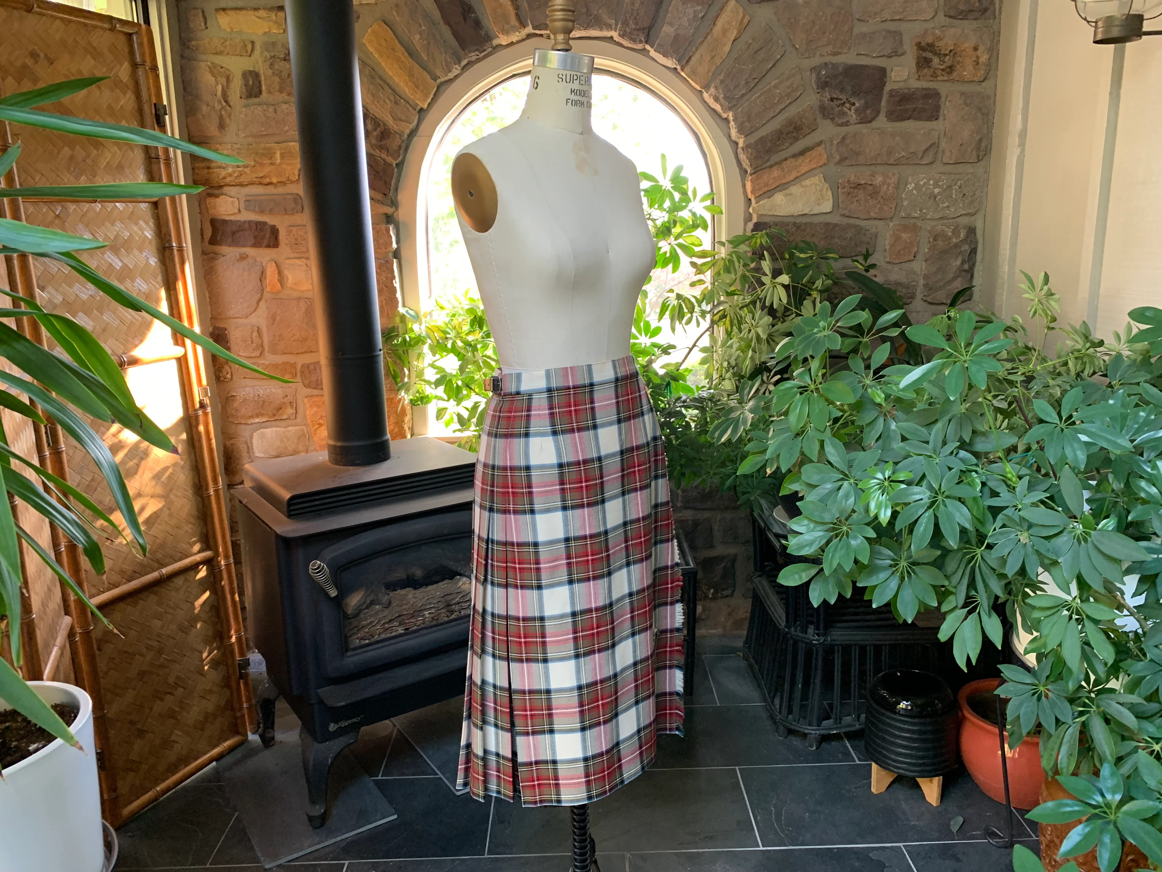 70s Ivory And Red Tartan Plaid Kilt Skirt Kilt Pin By D Mcarthur - Image 9