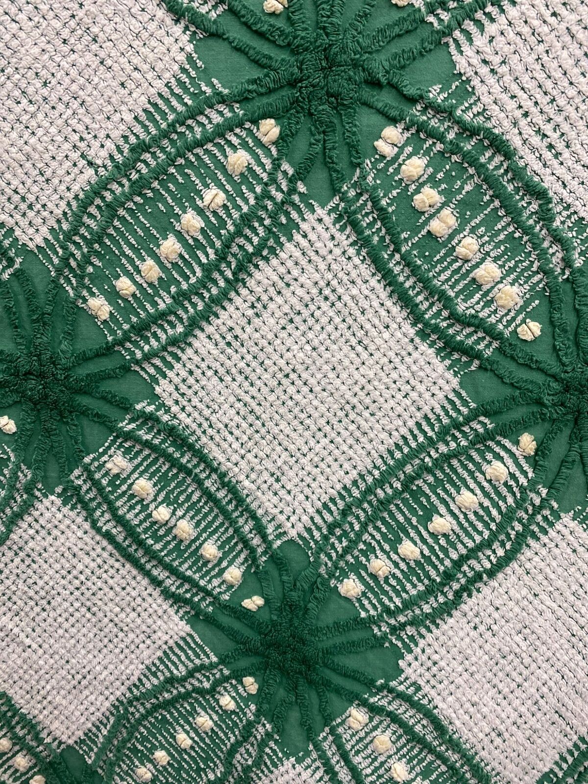 70s Jade Green White Chenille Bed Spread Top King - Image 10
