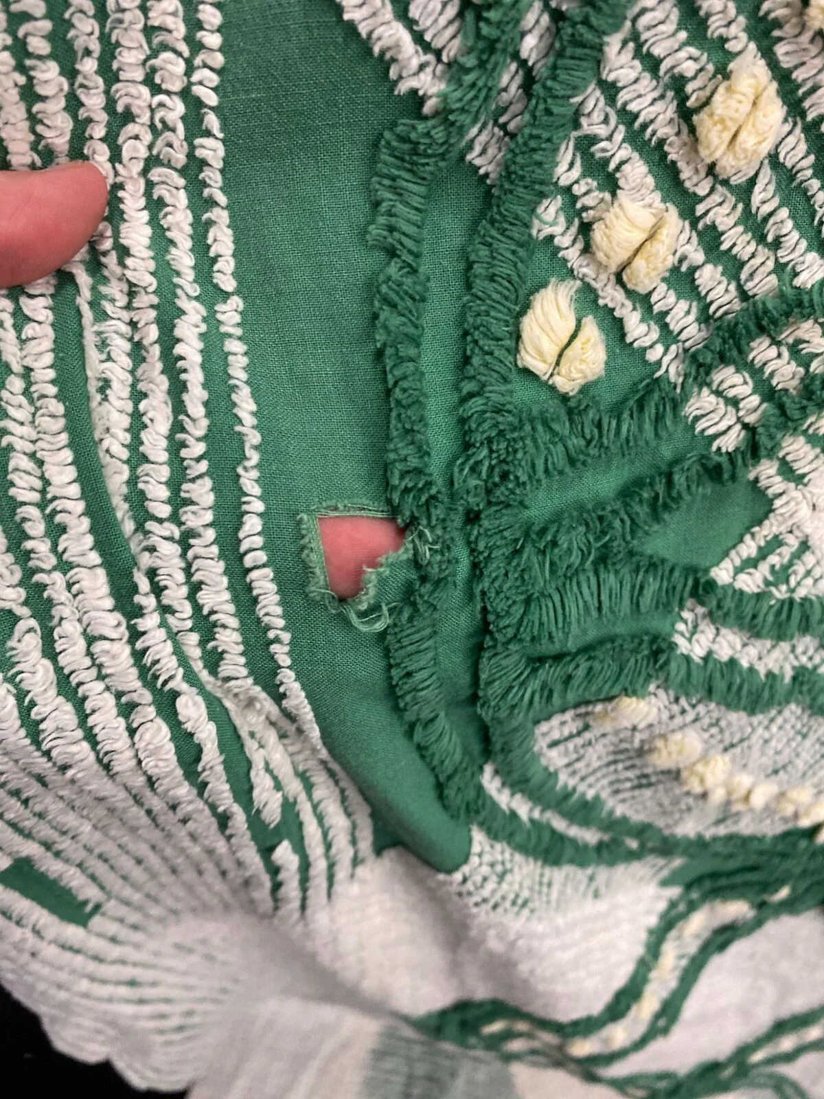 70s Jade Green White Chenille Bed Spread Top King - Image 6