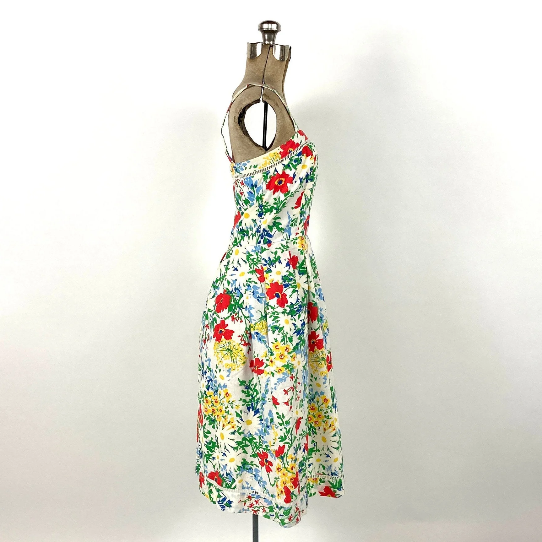 70s Lanz Green Floral Dress Full White Midi Sundress Daisy Print Garden Party Dress Open Back Party Vintage Sun Dress by Lanz Originals - Image 6