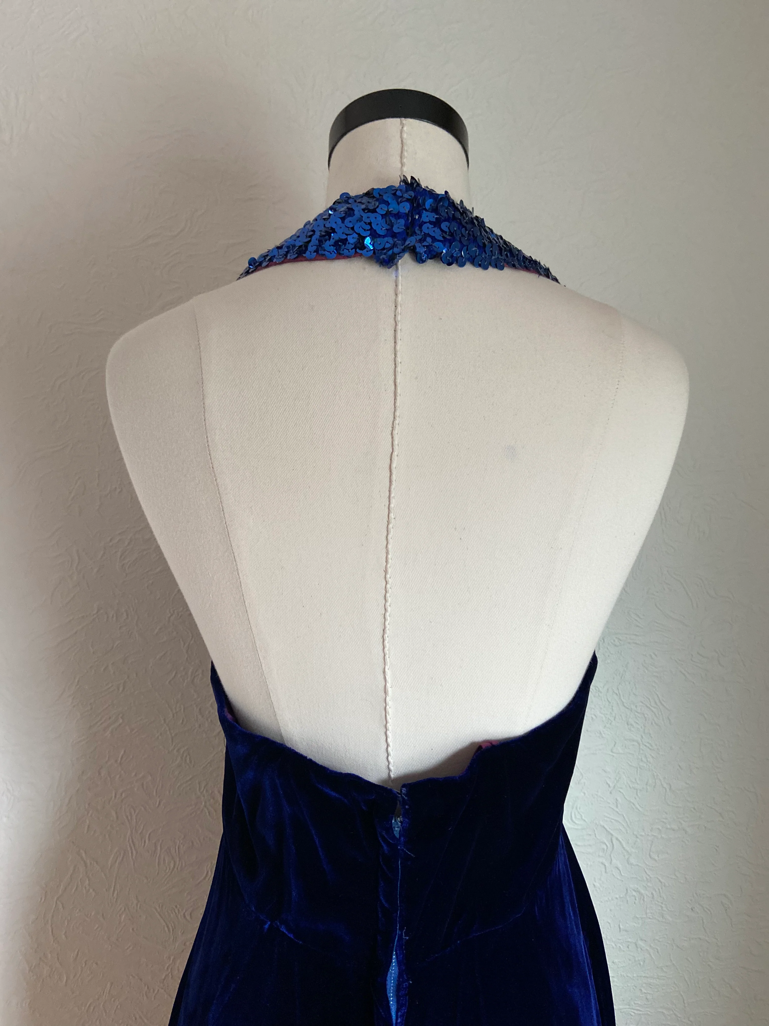 70s Midnight Blue Velvet Sequin Trim Halter Gown - Image 5