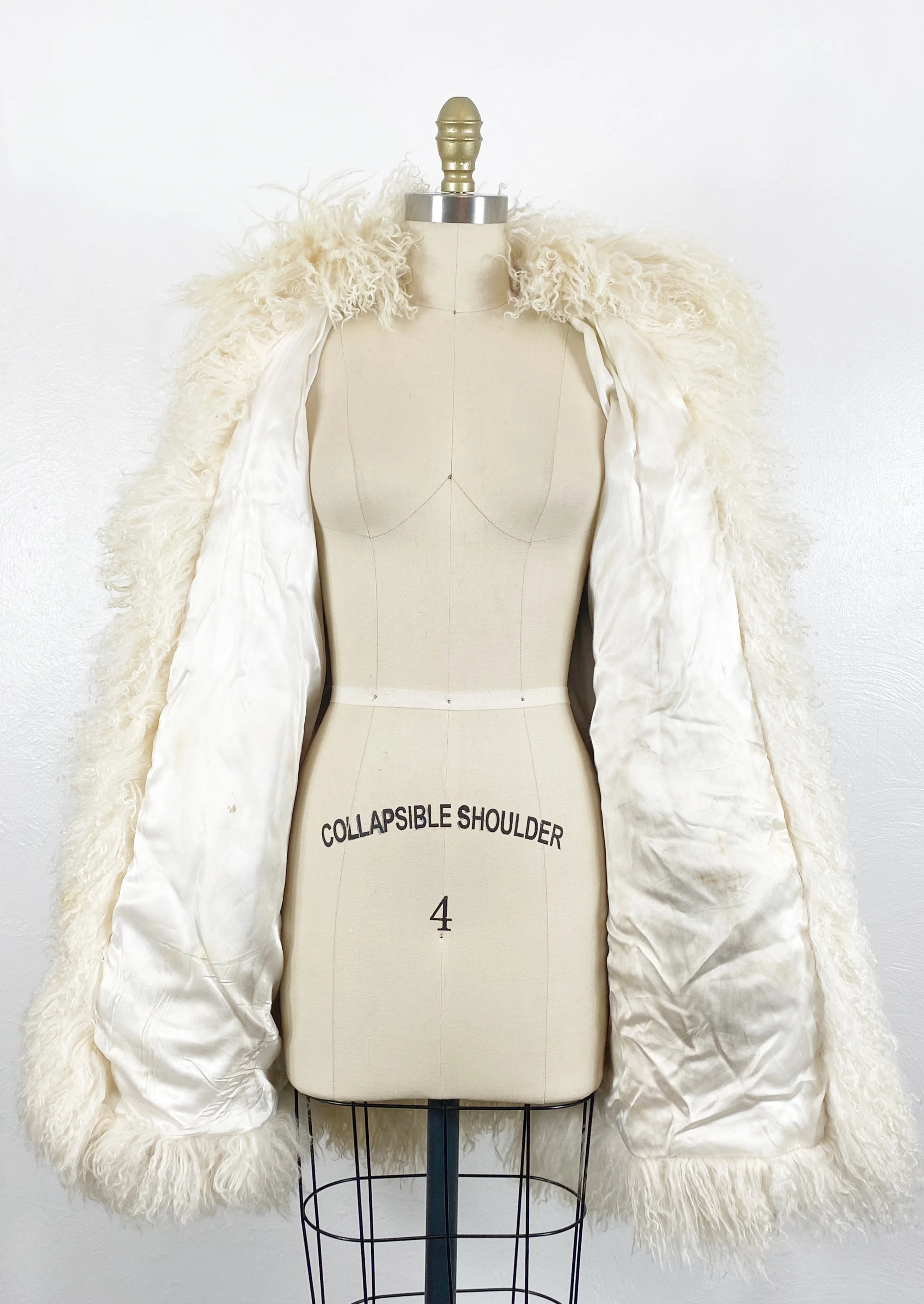 70s Mongolain Fur Coat - Image 6