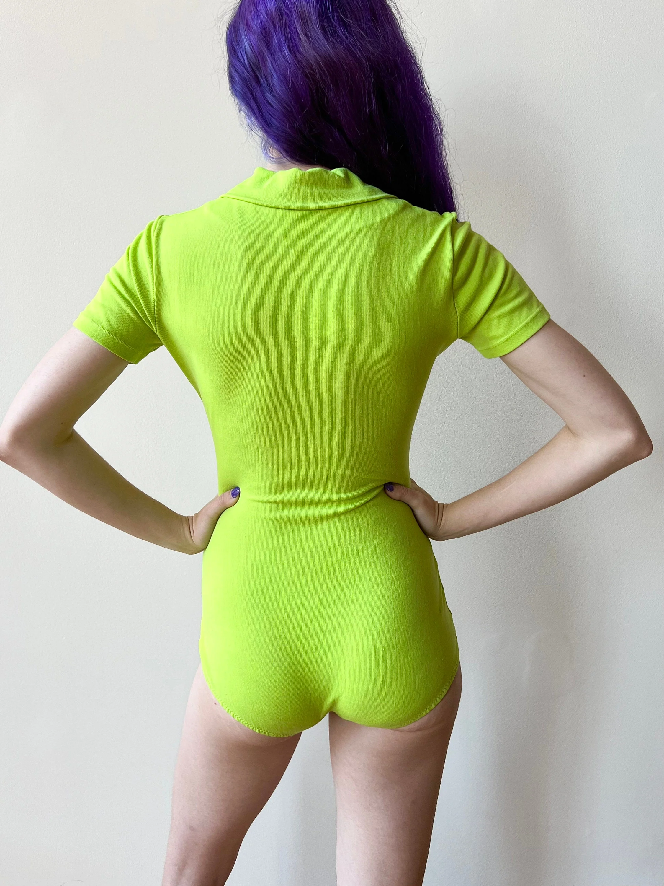 70s Neon Green Short Sleeve O Ring Zipper Bodysuit - Image 2