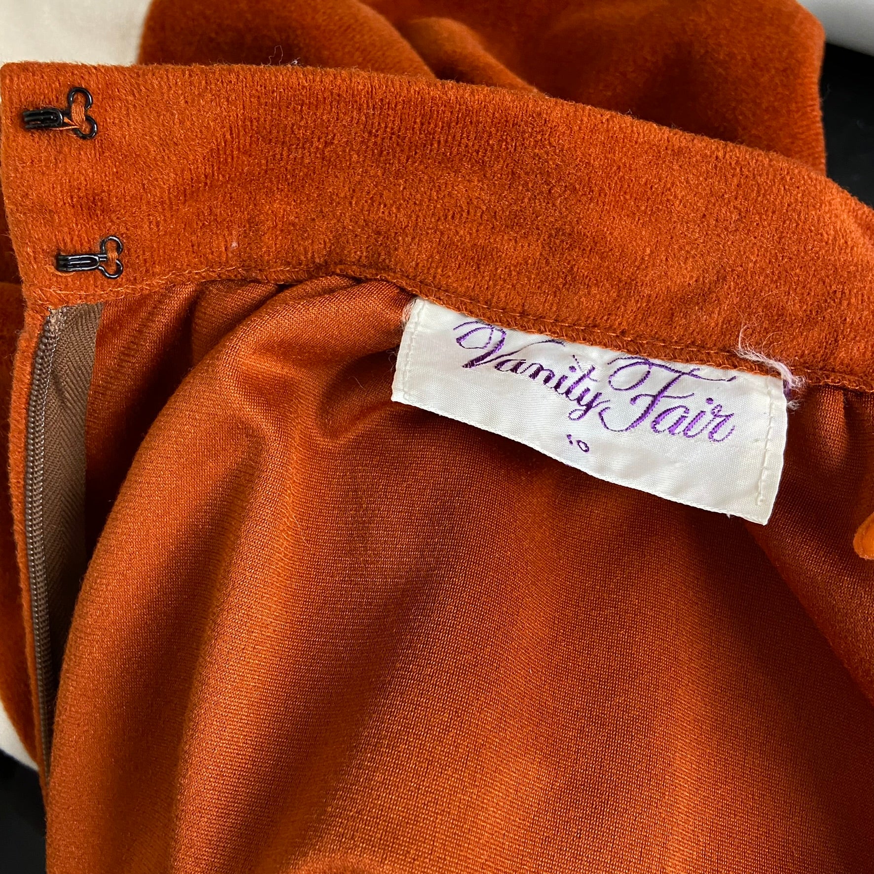 70s Novelty Sunset Maxi Skirt Colorblock Velour 25" By Vanity Fair - Image 9