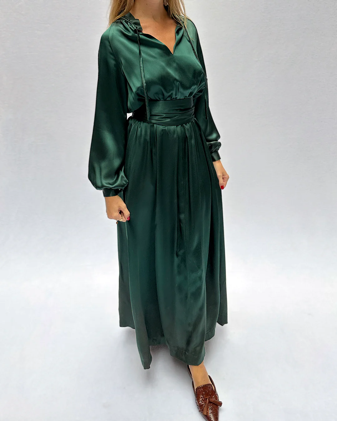 70s One-of-a-kind Emerald Satin Long Sleeve Dress Xs-s - Image 8