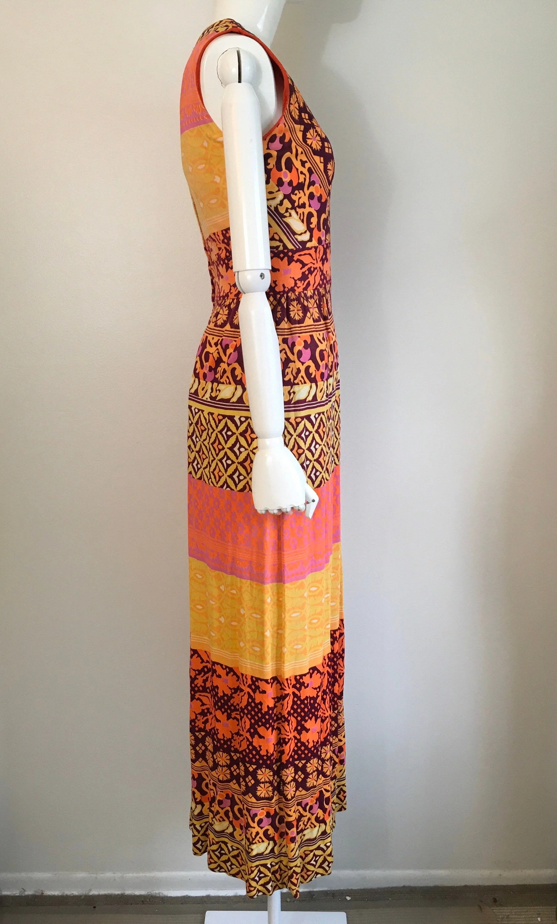 70's Orange Op Art Floral Print Maxi Dress - Image 3