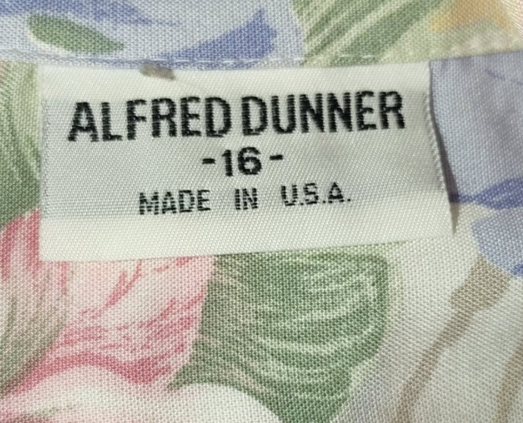 90's Pastel Floral Top by Alfred Dunner - Image 4
