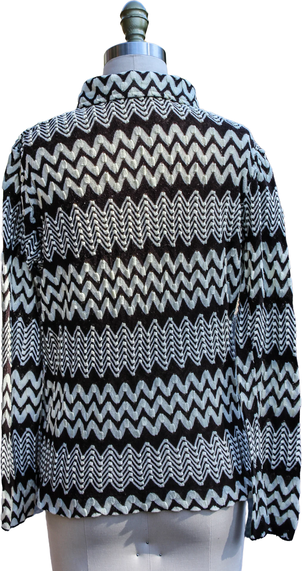 70s Patterned Long Sleeved Pointy Collar Polo - Image 2