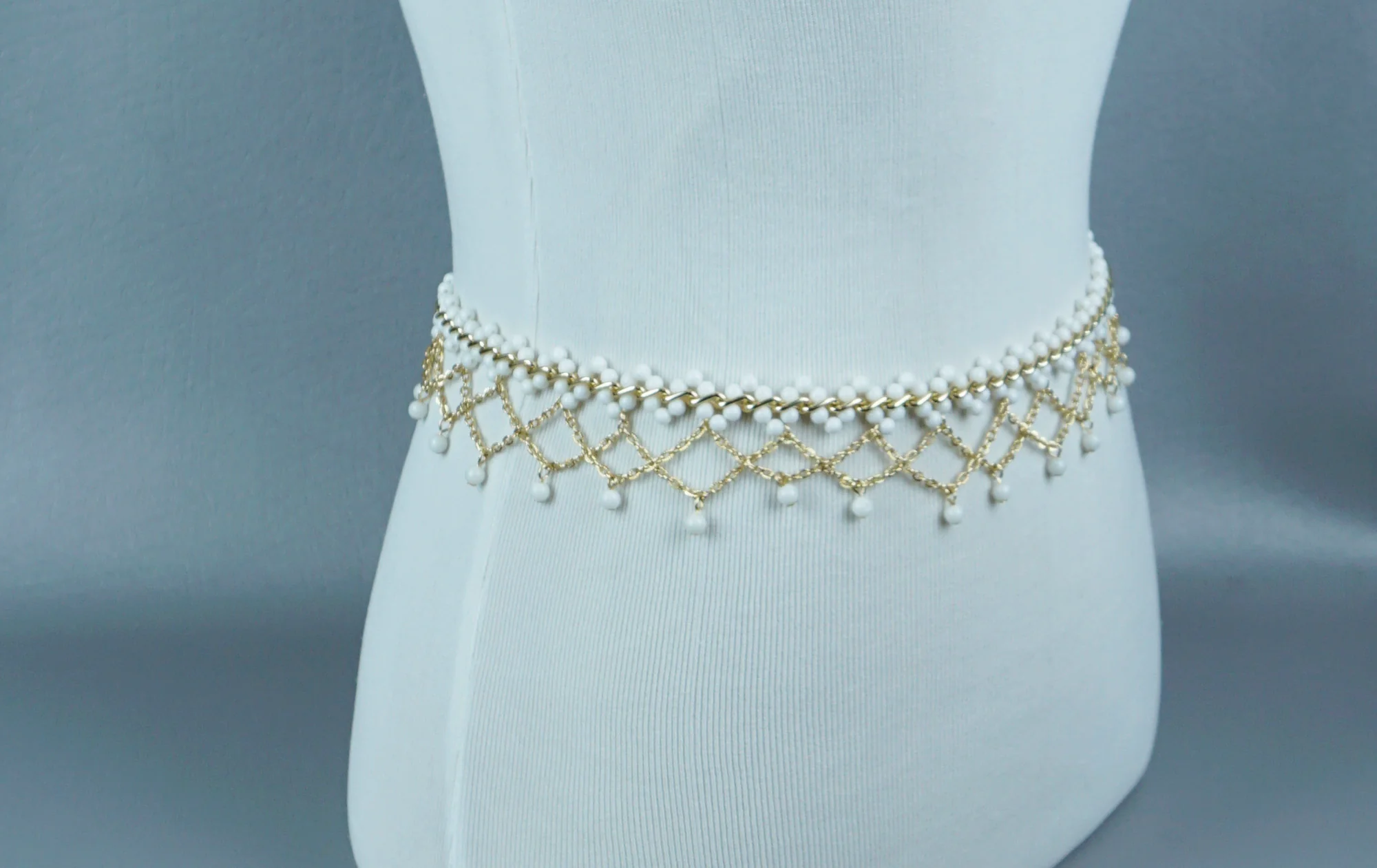 70s Pearl And Goldtone Adjustable Metal Belt - Image 4