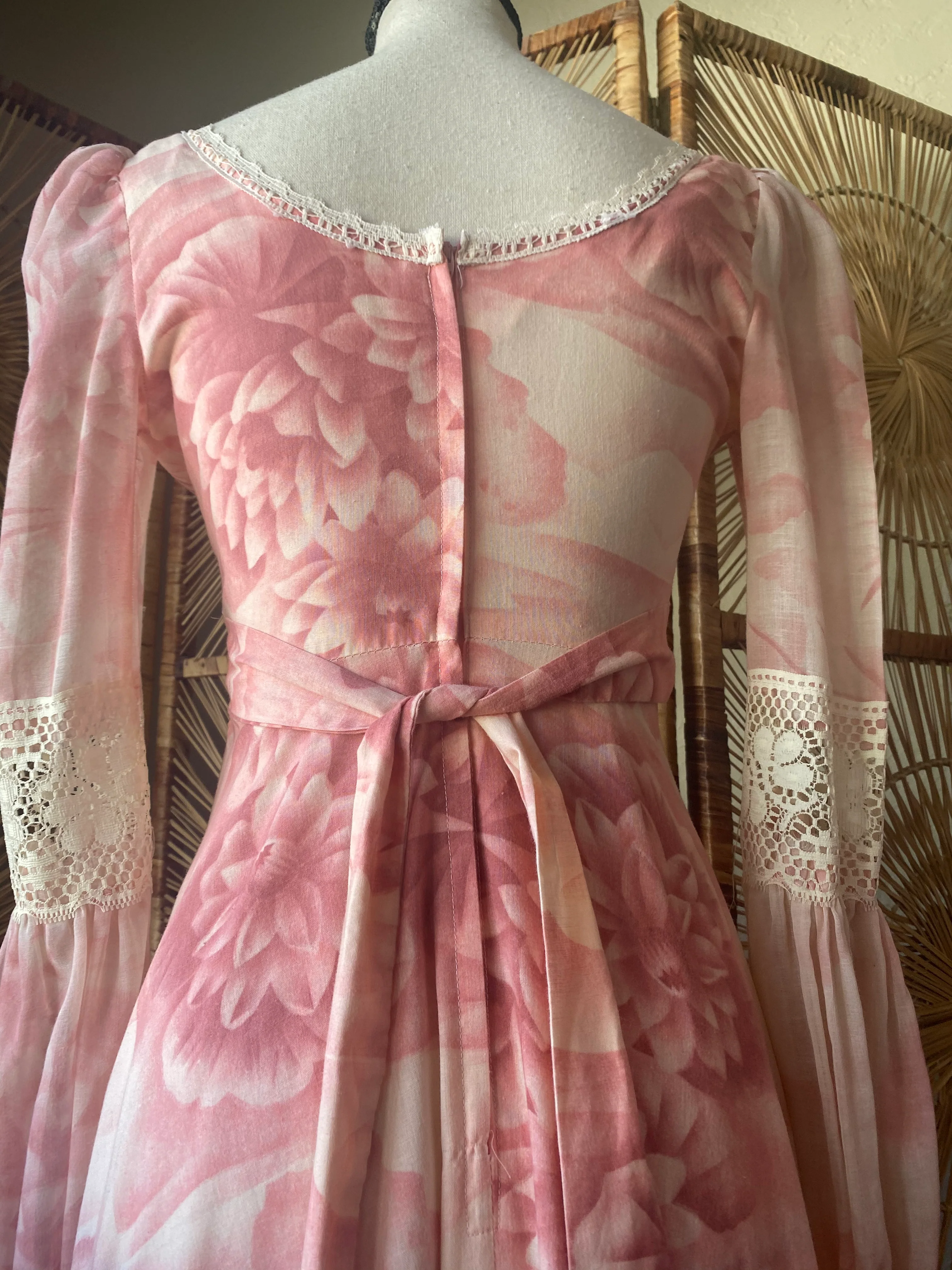 70s Pink Water Lily Boho Prairie Dress - Image 11