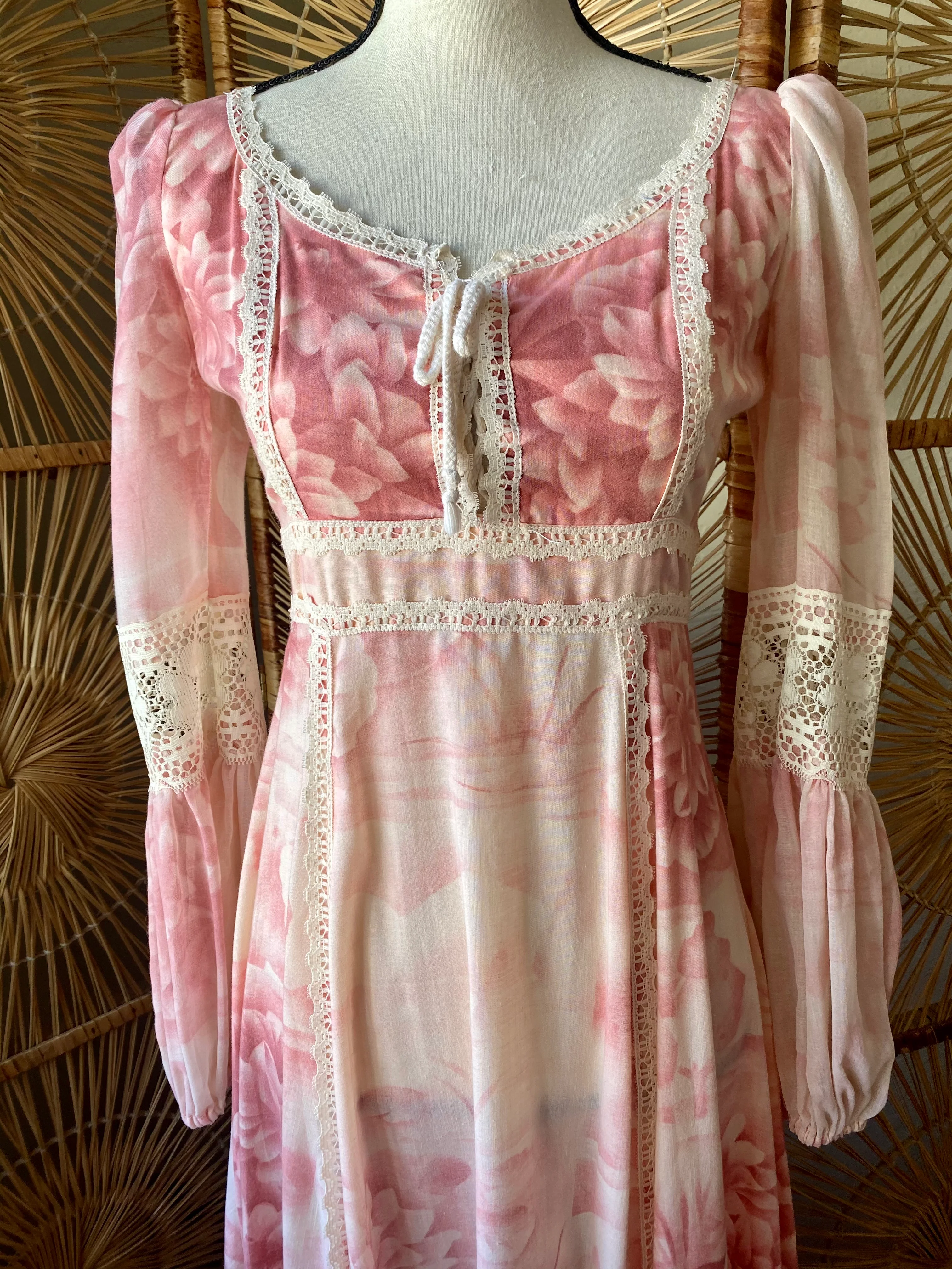 70s Pink Water Lily Boho Prairie Dress - Image 3