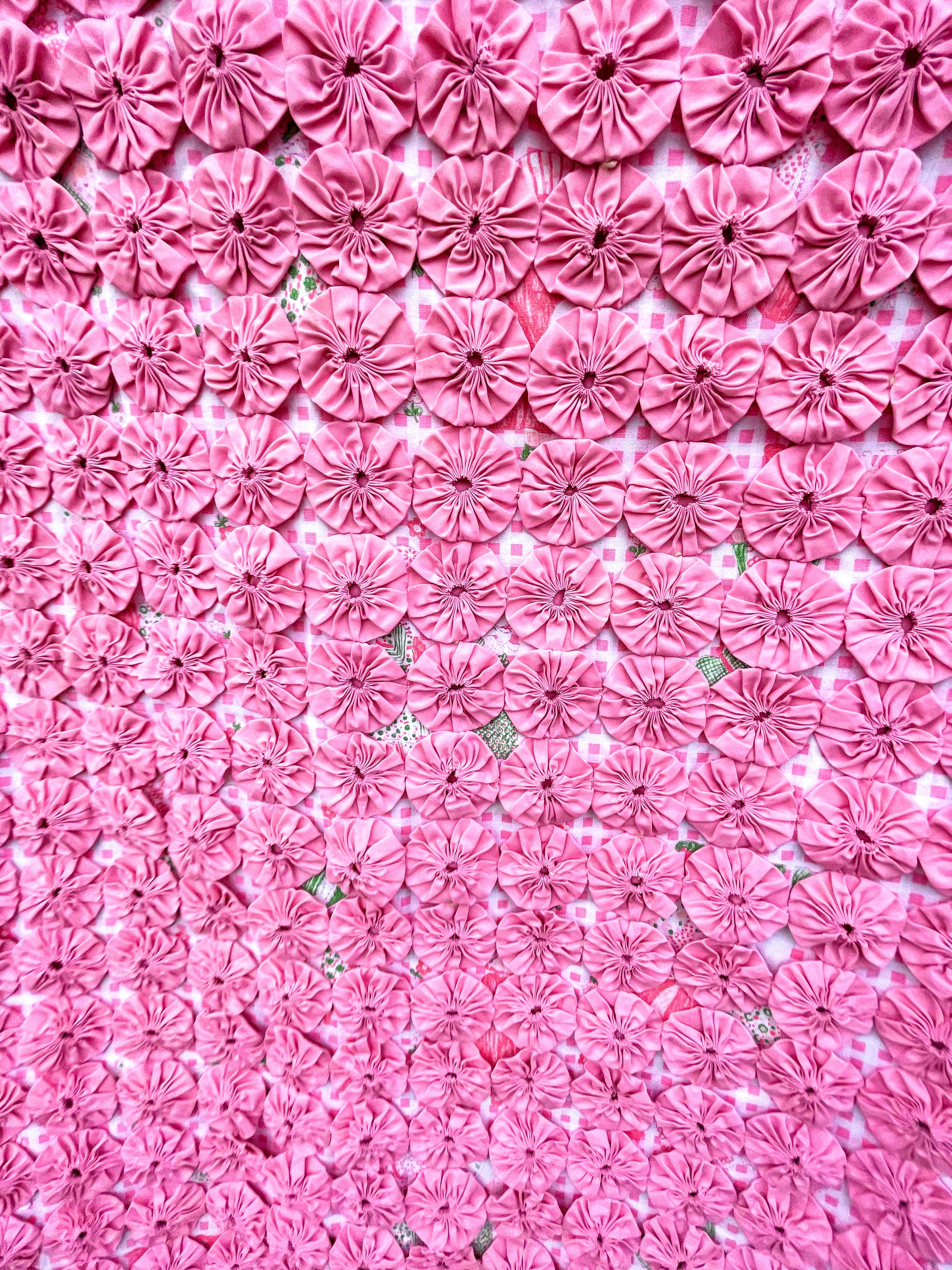 70s Pink Yo-yo Quilt Baby Blanket Eyelet Lace Edge - Image 5