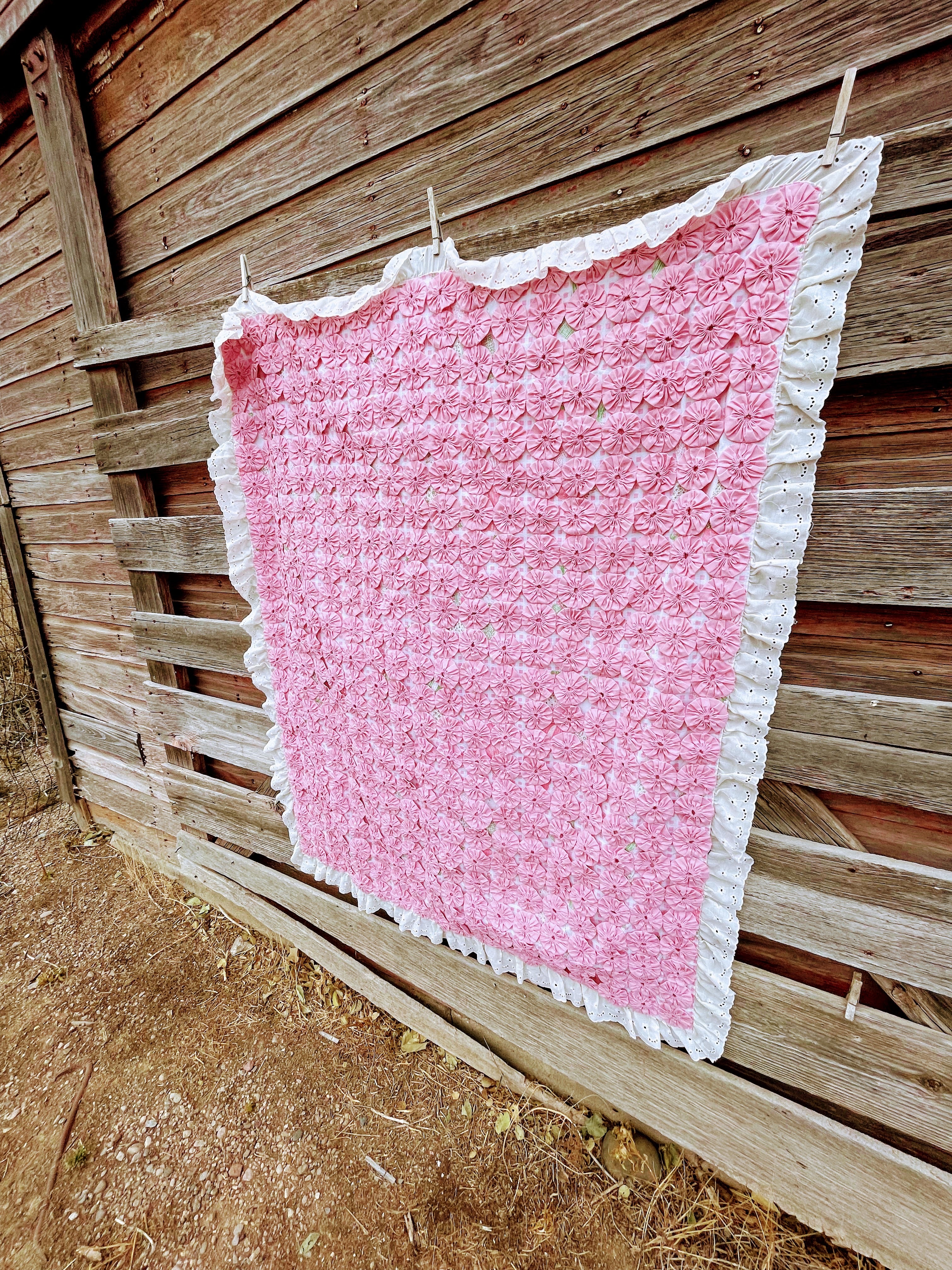 70s Pink Yo-yo Quilt Baby Blanket Eyelet Lace Edge - Image 7