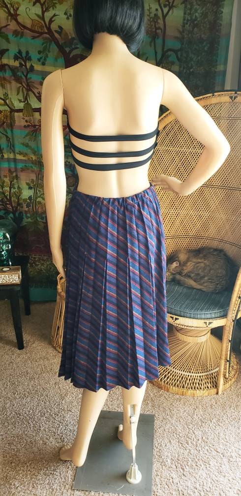70s Pleated Wool Skirt Sm/md by Harvey's Place - Image 9
