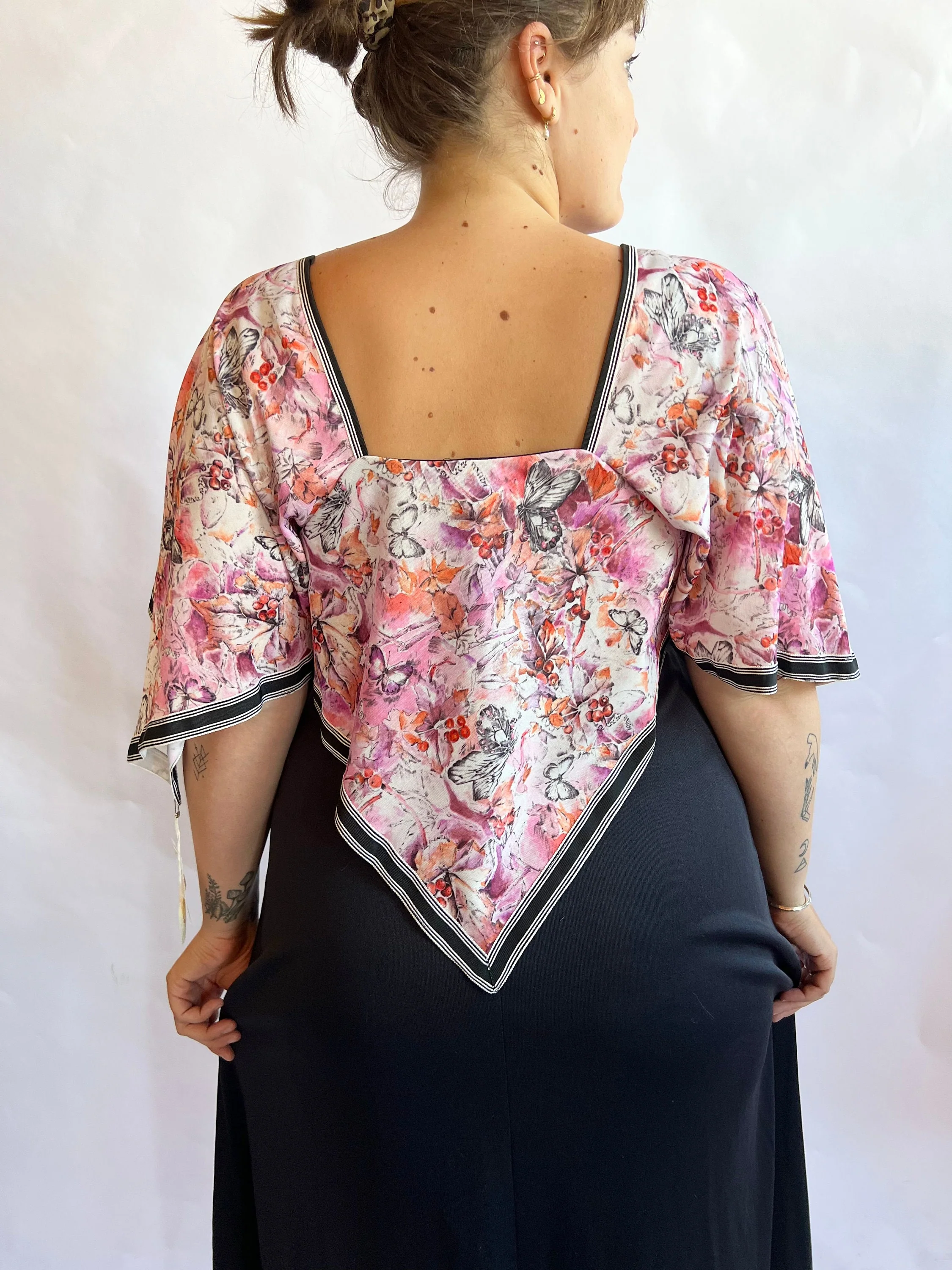 70s Plus Size Butterfly Flutter Kerchief Maxi Dress Black Pink - Image 8