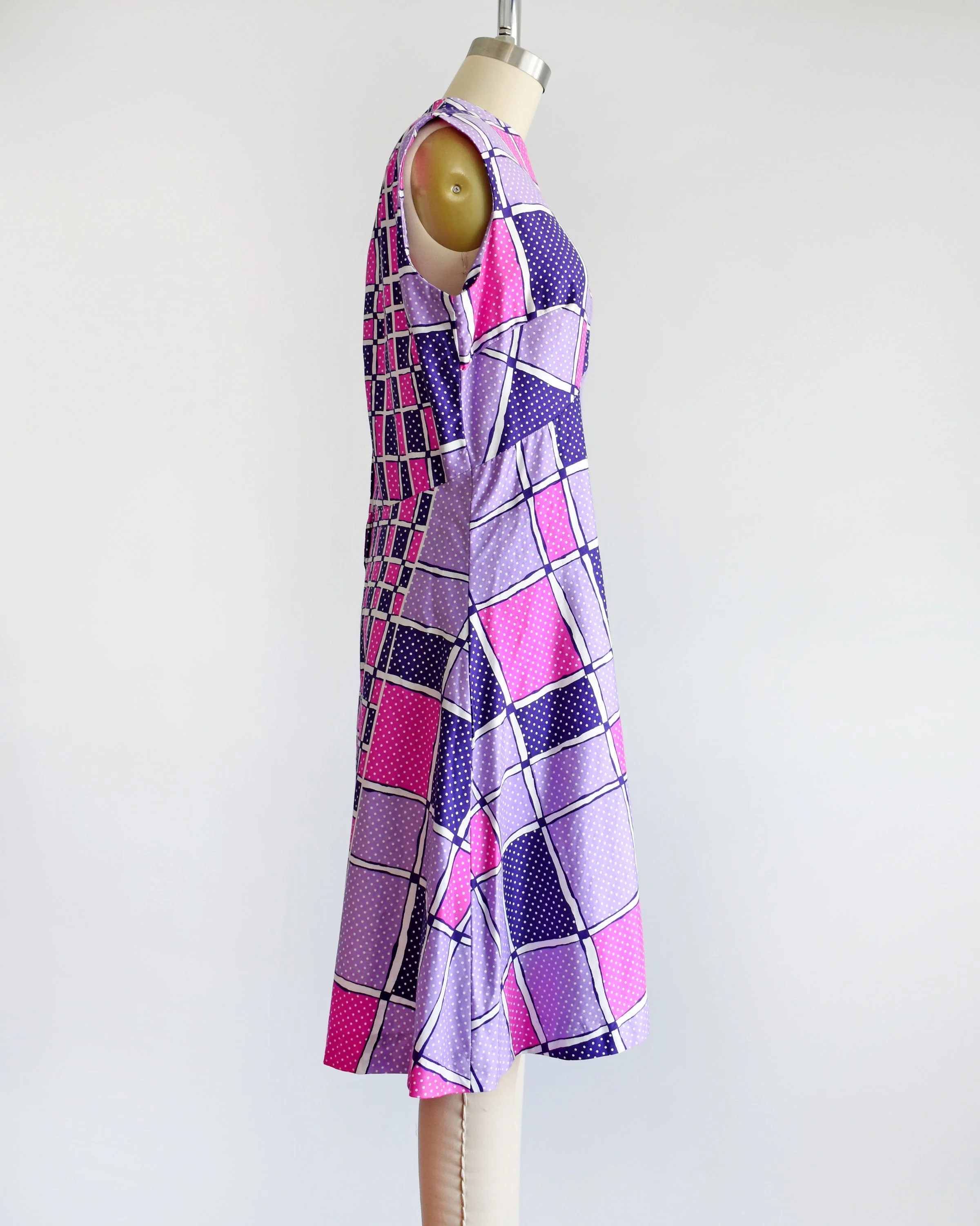 70s Polka Dot and Squares Dress Vintage 70s Dress, Pink and Purple Mod Geometric Cotton Dress, Medium Large - Image 4