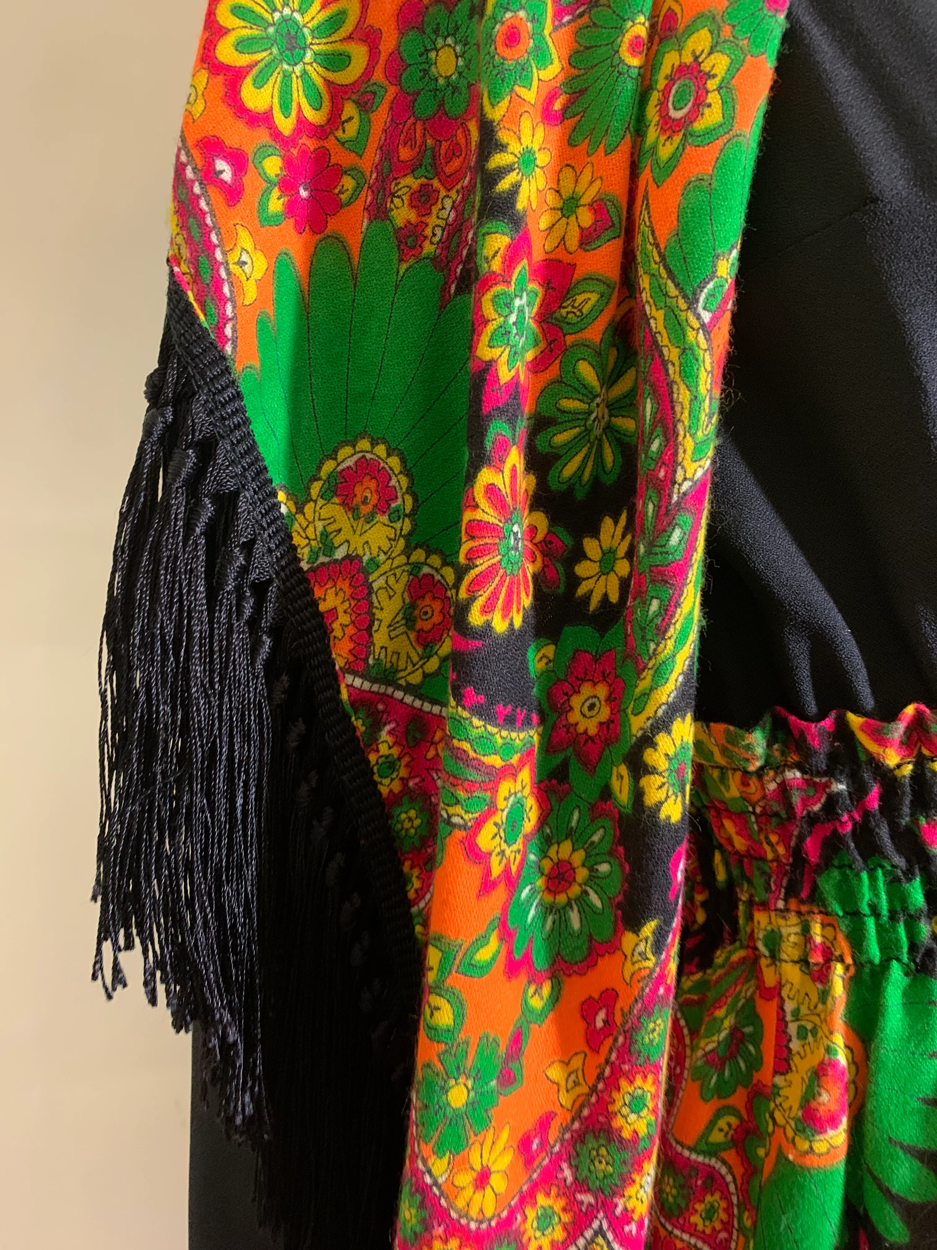 70s Psychedelic Print Hot Pants Romper With Shawl - Image 3