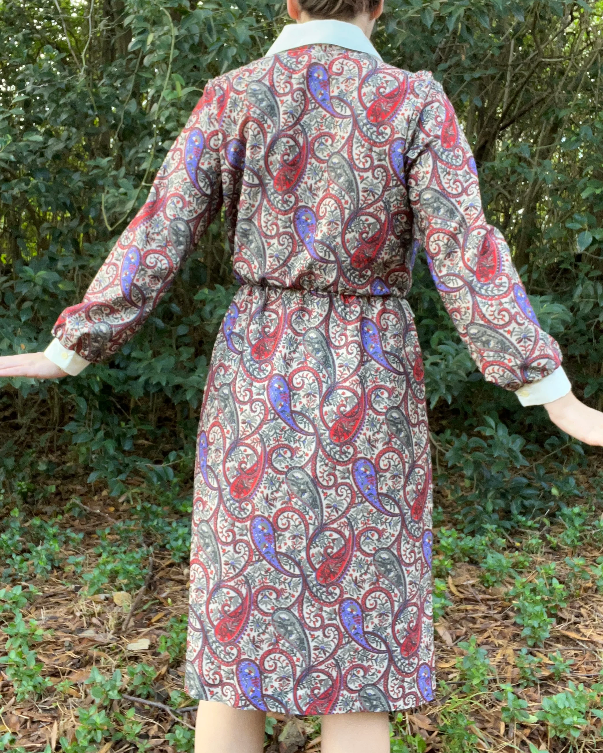 70s Red And Purple Paisley Dress With Peter Pan Collar By Nikki - Image 5