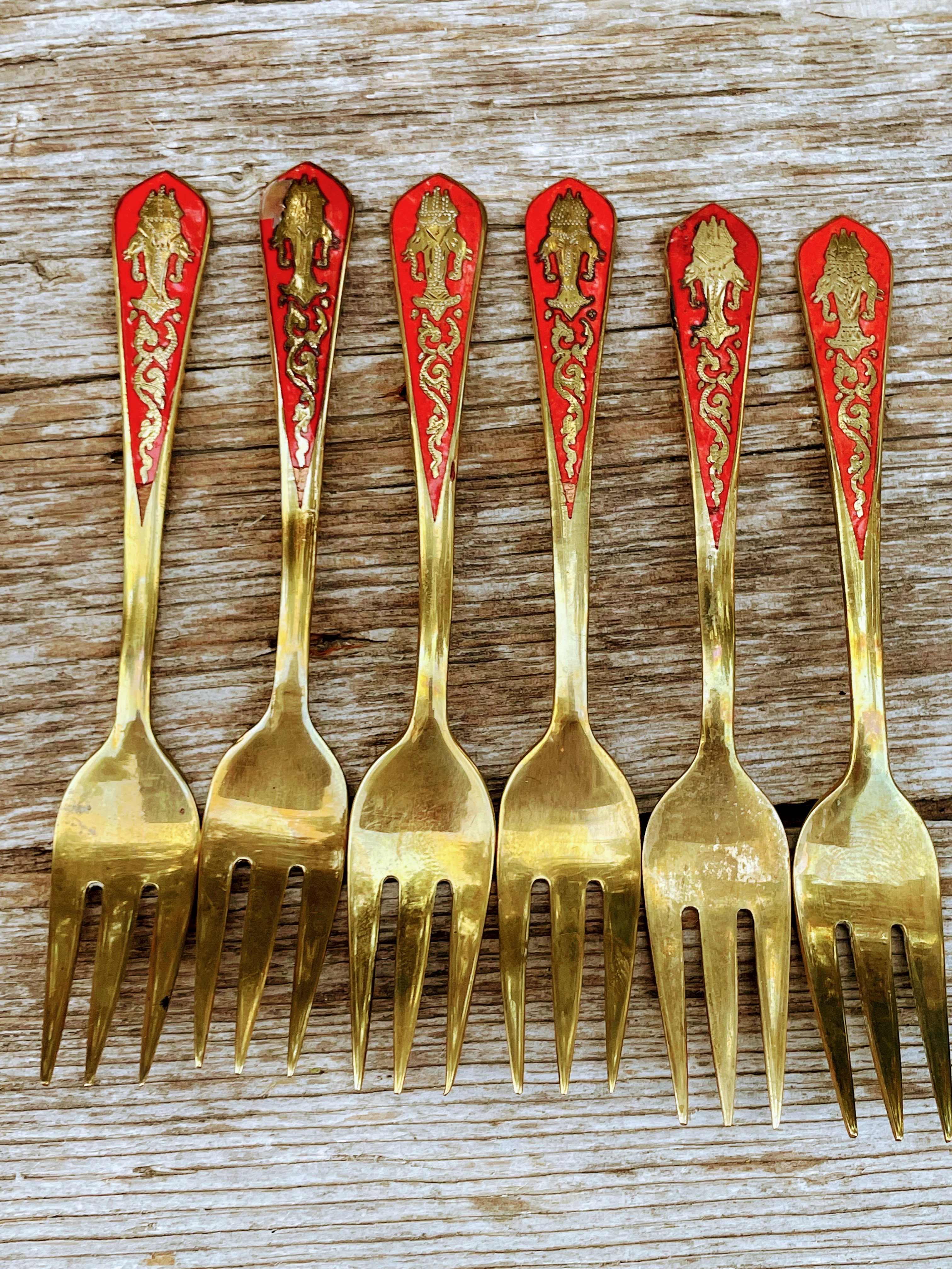 70s Red Enamel Brass Appetizer Cocktail Shrimp Forks By Siam - Image 3