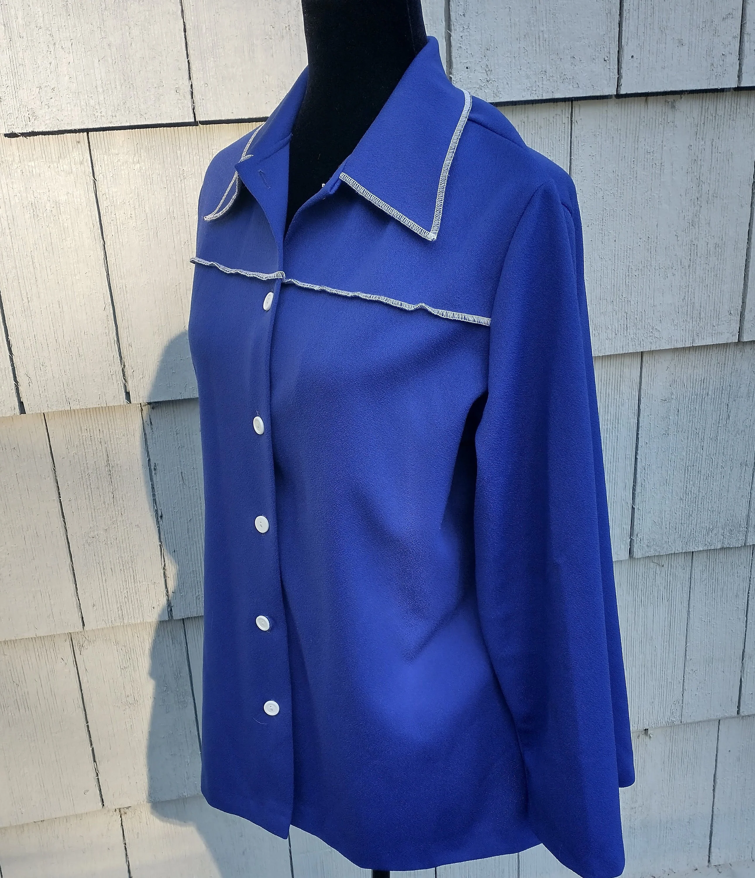 70s Retro Royal Blue and White Polyester Shirt Top Stitch Button Up Large Dagger Collar by Sears - Image 7