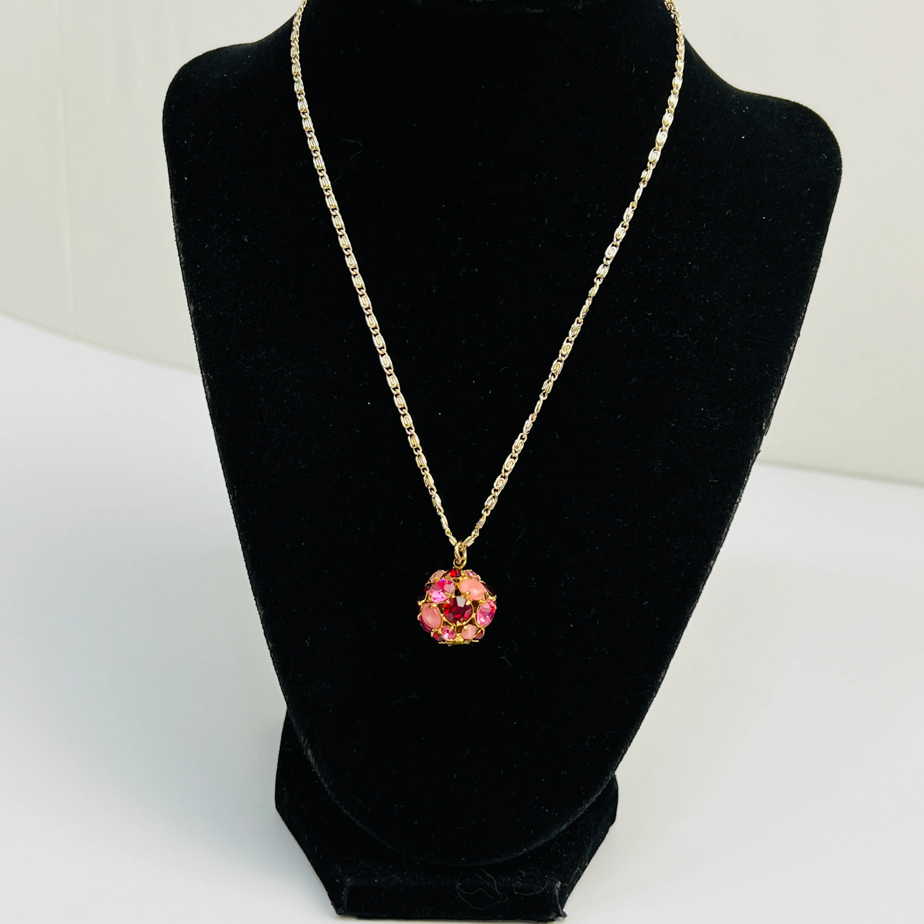 70s Rhinestone Crystal Pendant Necklace Diso Ball 16in - Image 4