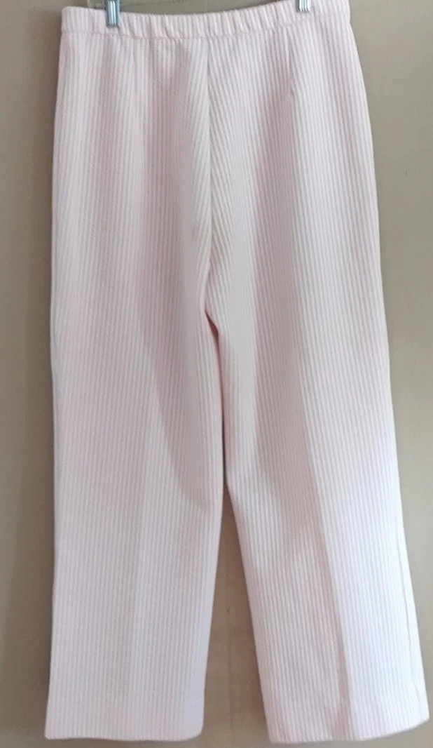 70's Pale Pink Three Piece Seersucker Set by Donovan Galvani Of Dallas - Image 4