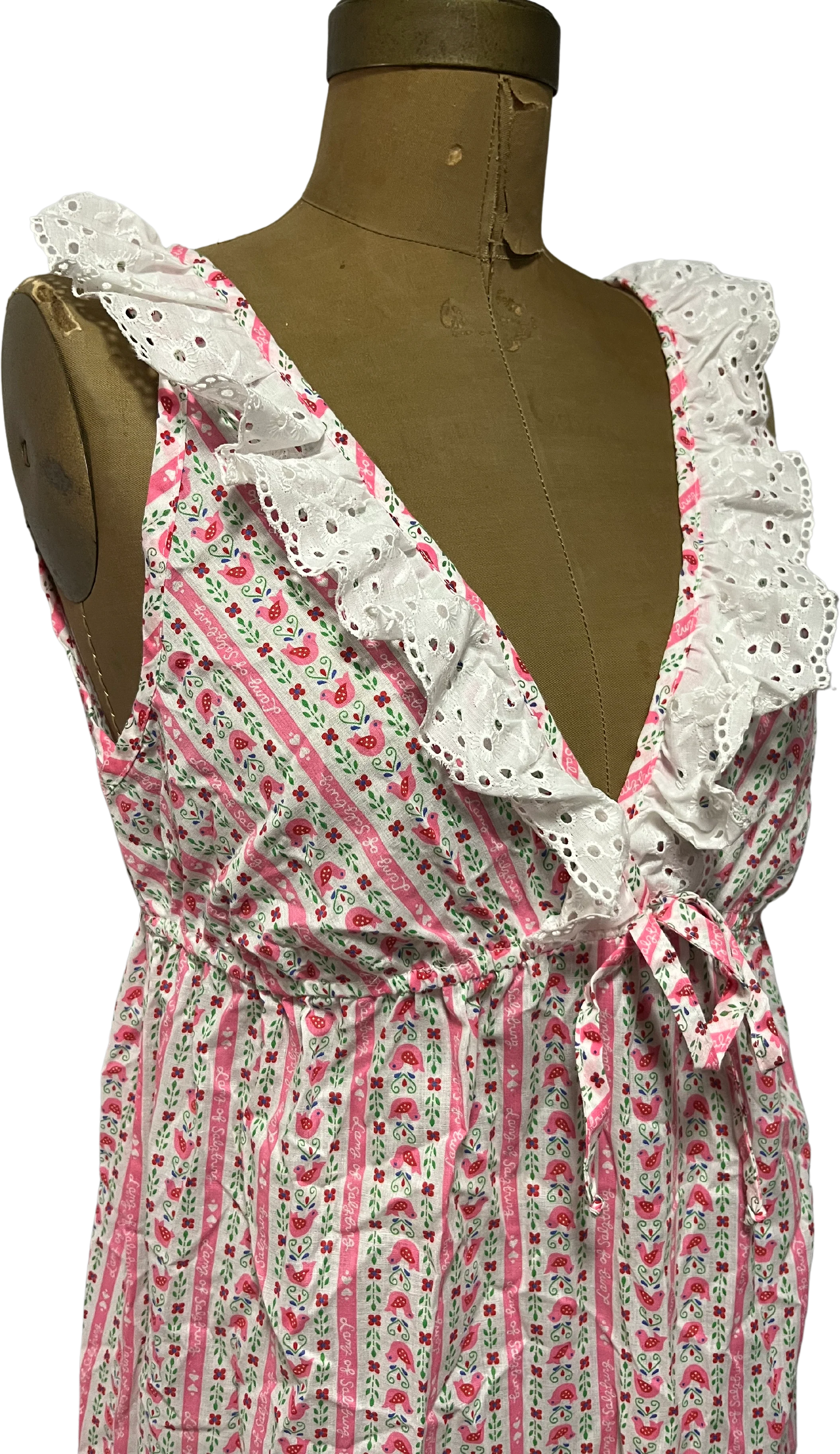 70s Sexy Pink Iconic Nightgown With Cotton Eyelet Trim By Lanz of Salzburg - Image 2
