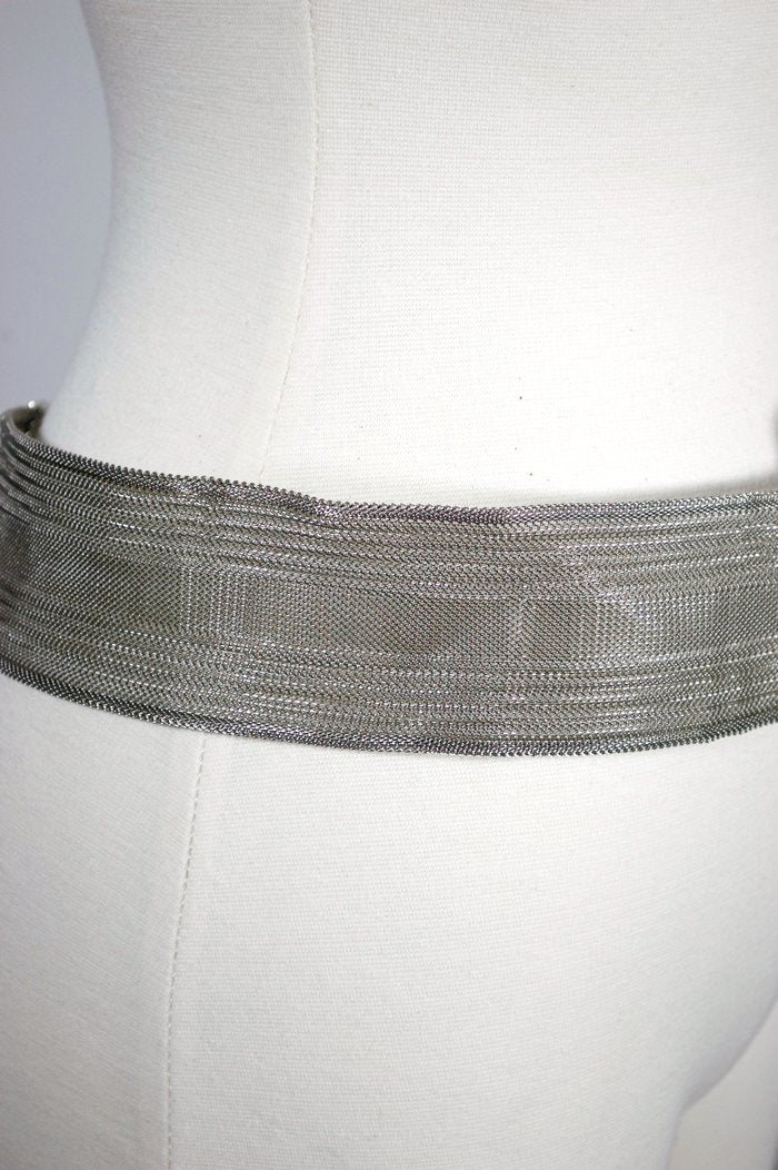 70s Silver Metal Mesh Belt Dragons Buckle S To M 29" - Image 7
