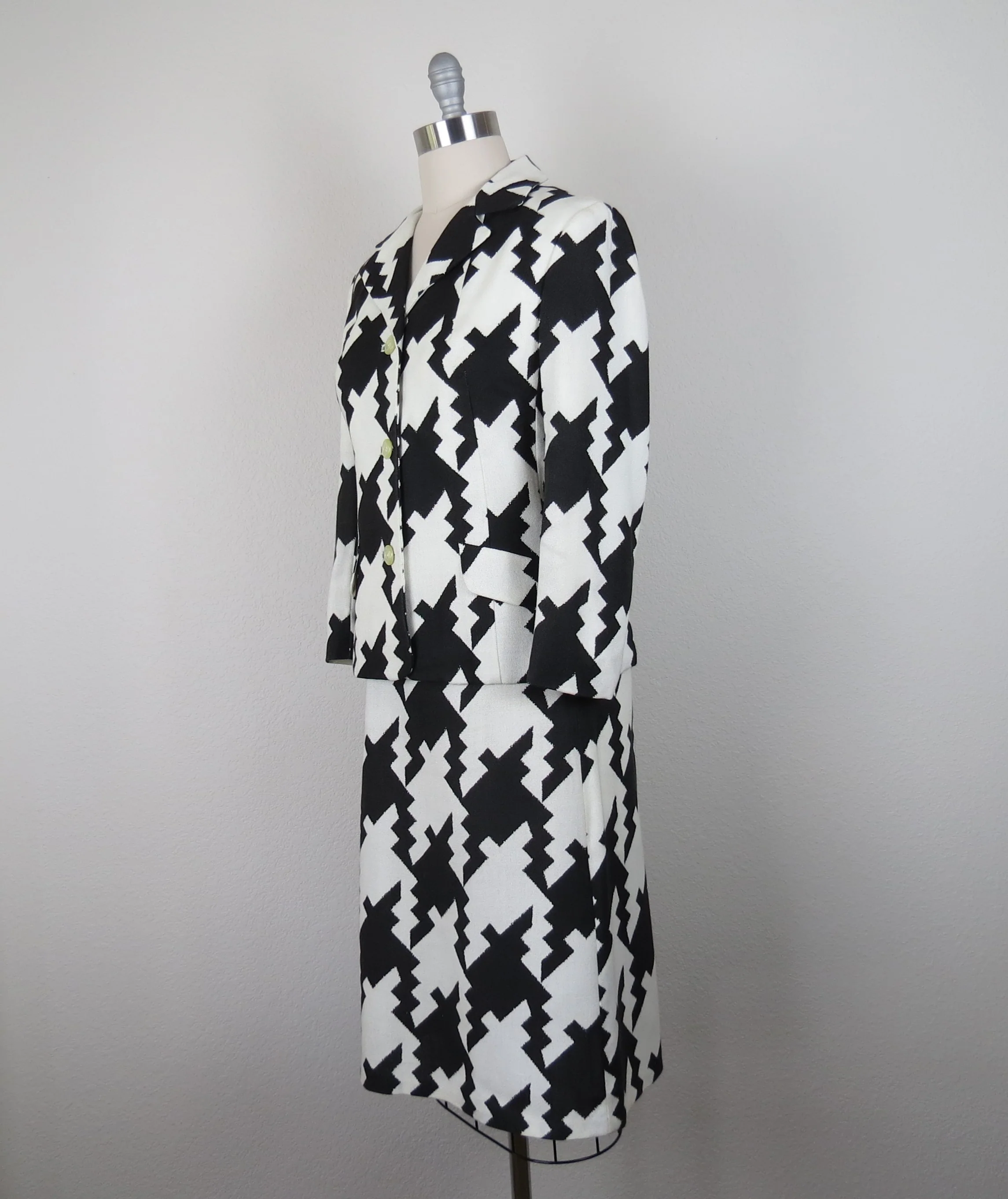70s Skirt Suit Houndstooth Hounds Check Mod By I. Magnin - Image 5