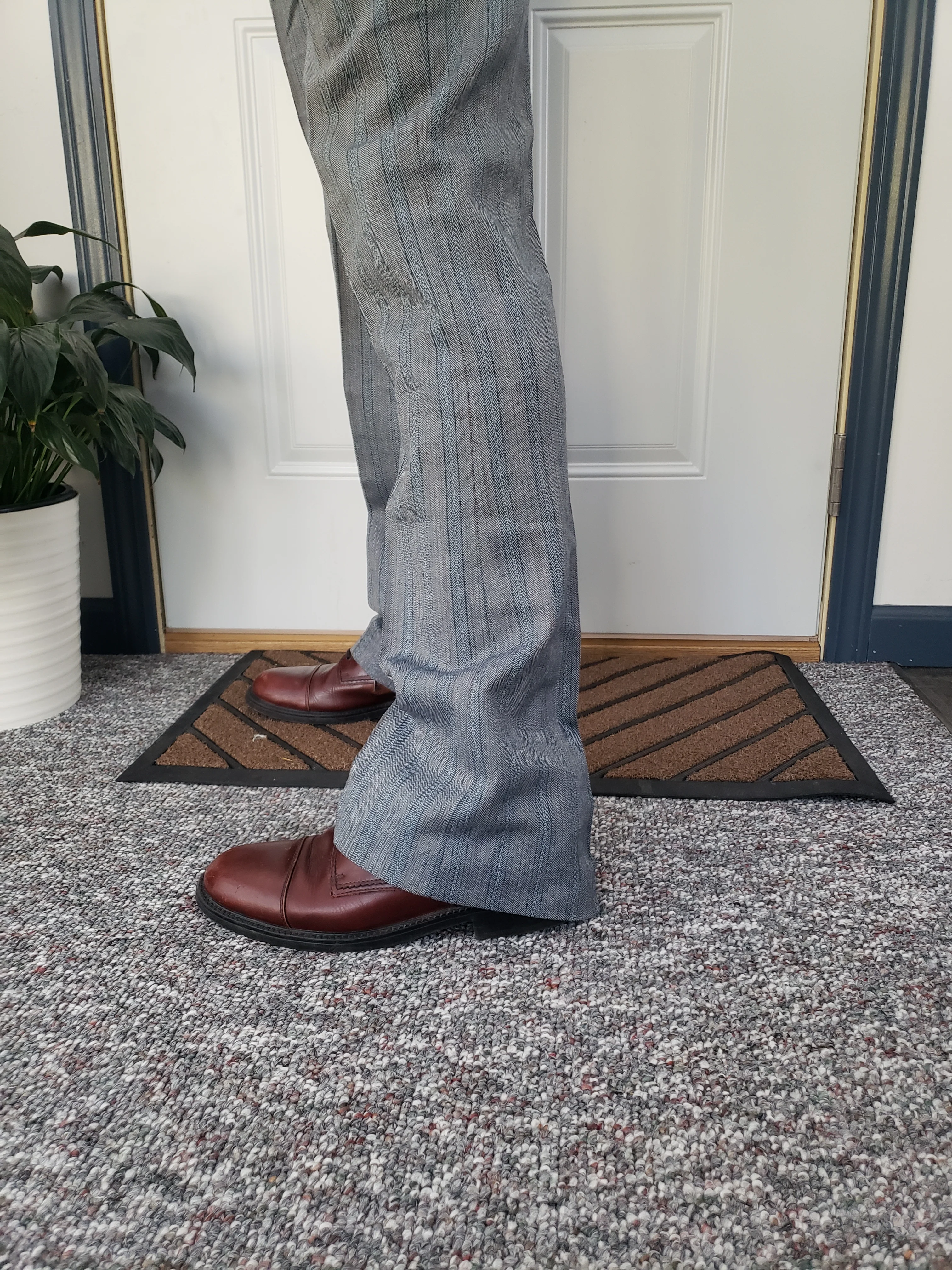 70s Sta-prest Gray And Blue Striped Pleated Trousers By Levi's - Image 4